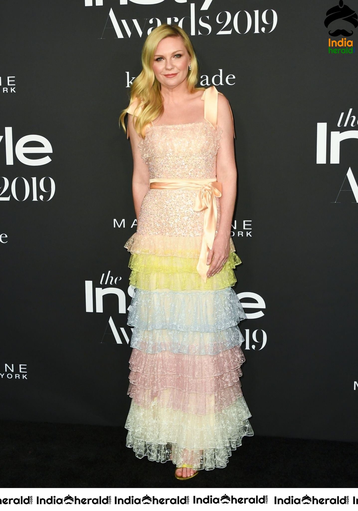 Kirsten Dunst at 5th Annual Instyle Awards in Los Angeles Set 2