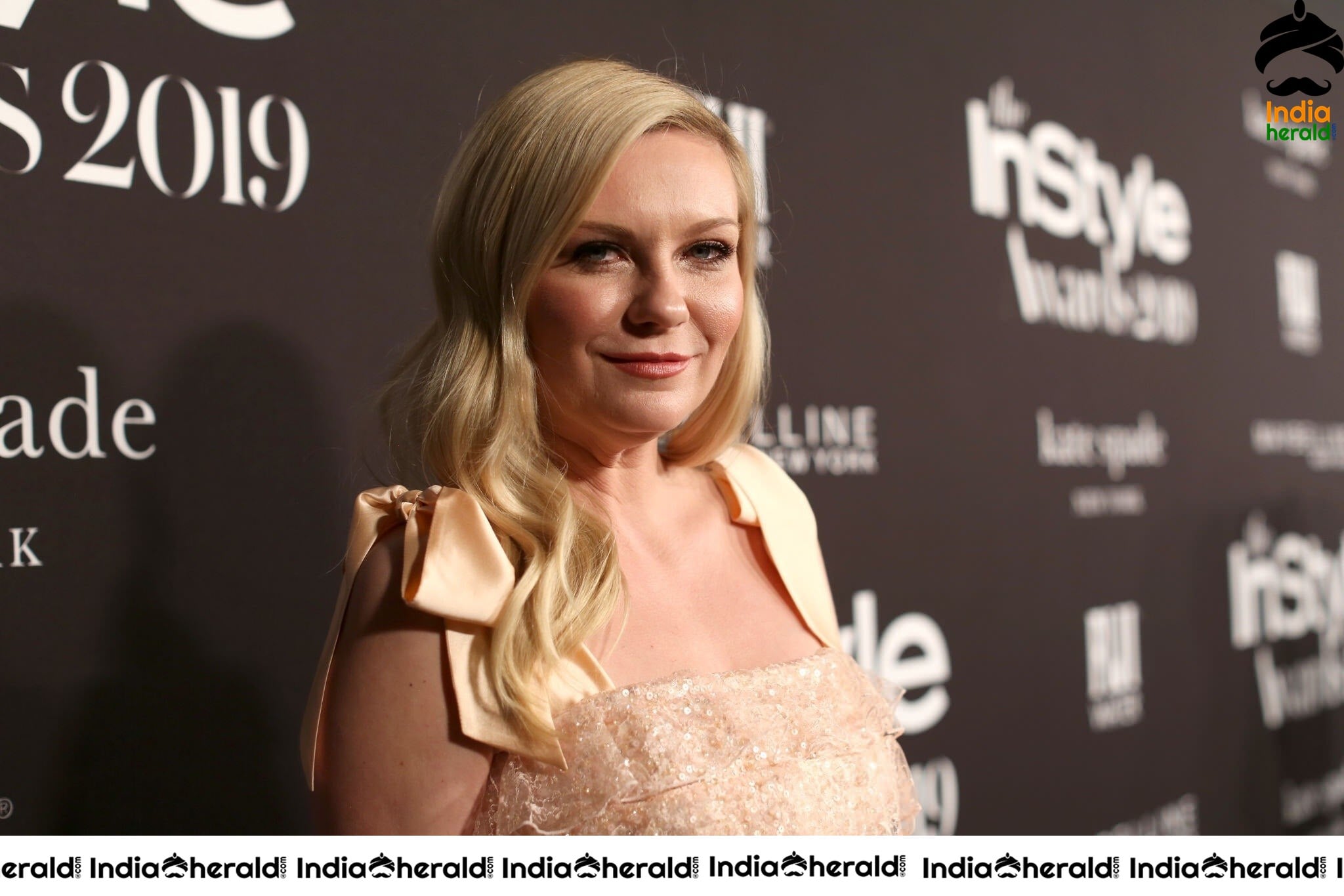 Kirsten Dunst at 5th Annual Instyle Awards in Los Angeles Set 2