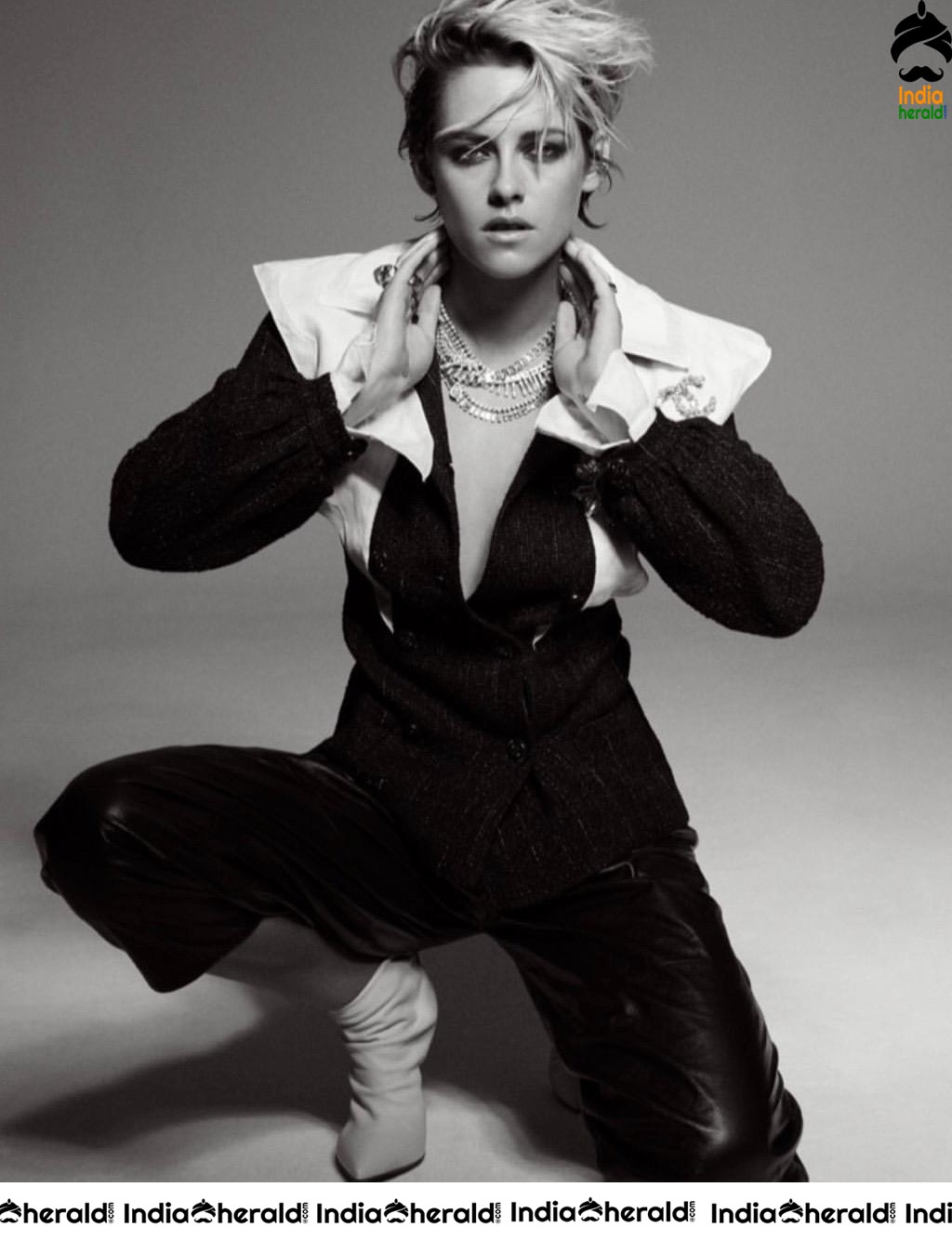 Kristen Stewart Photoshoot for Elle Magazine France Issue