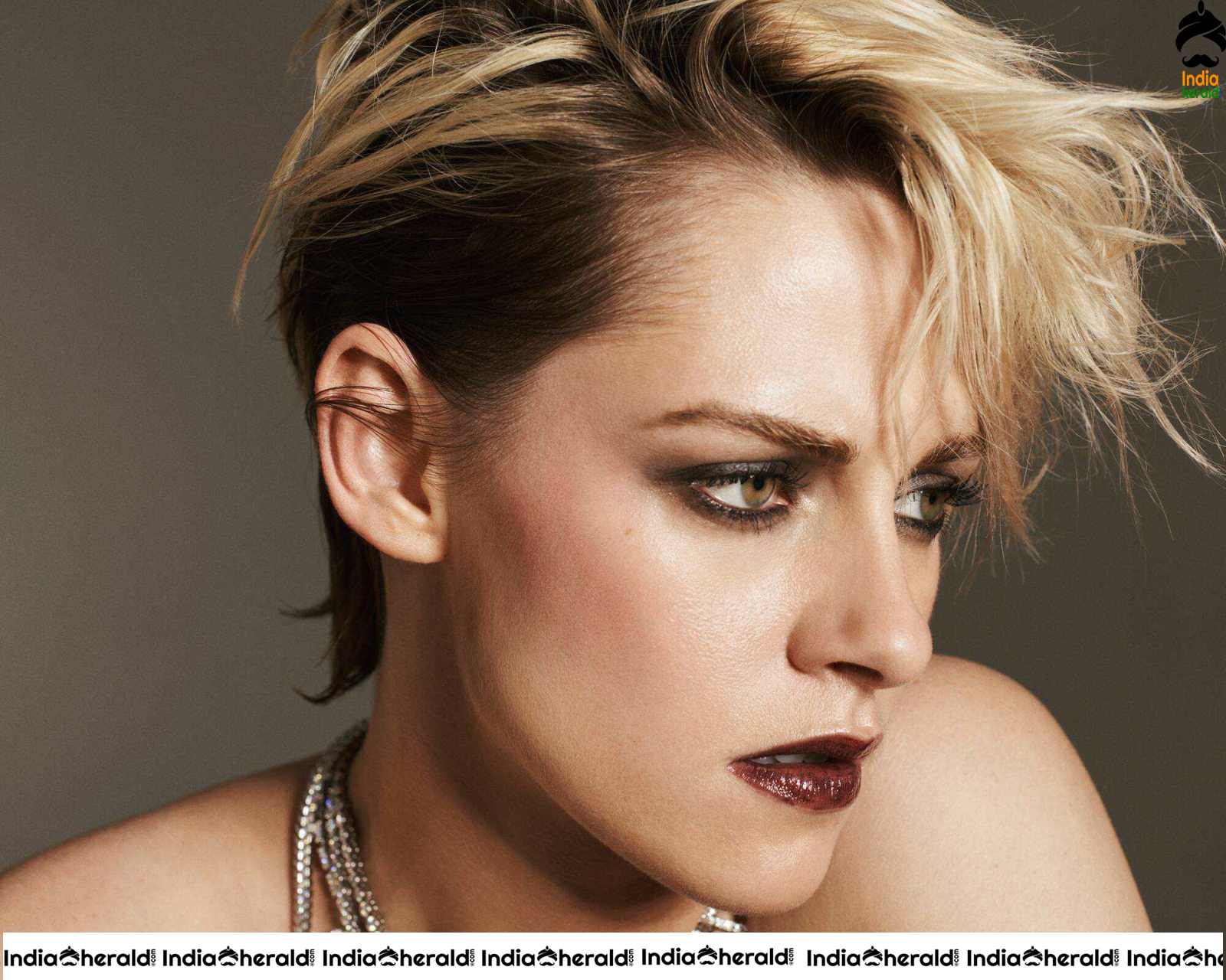 Kristen Stewart Photoshoot for Elle Magazine France Issue