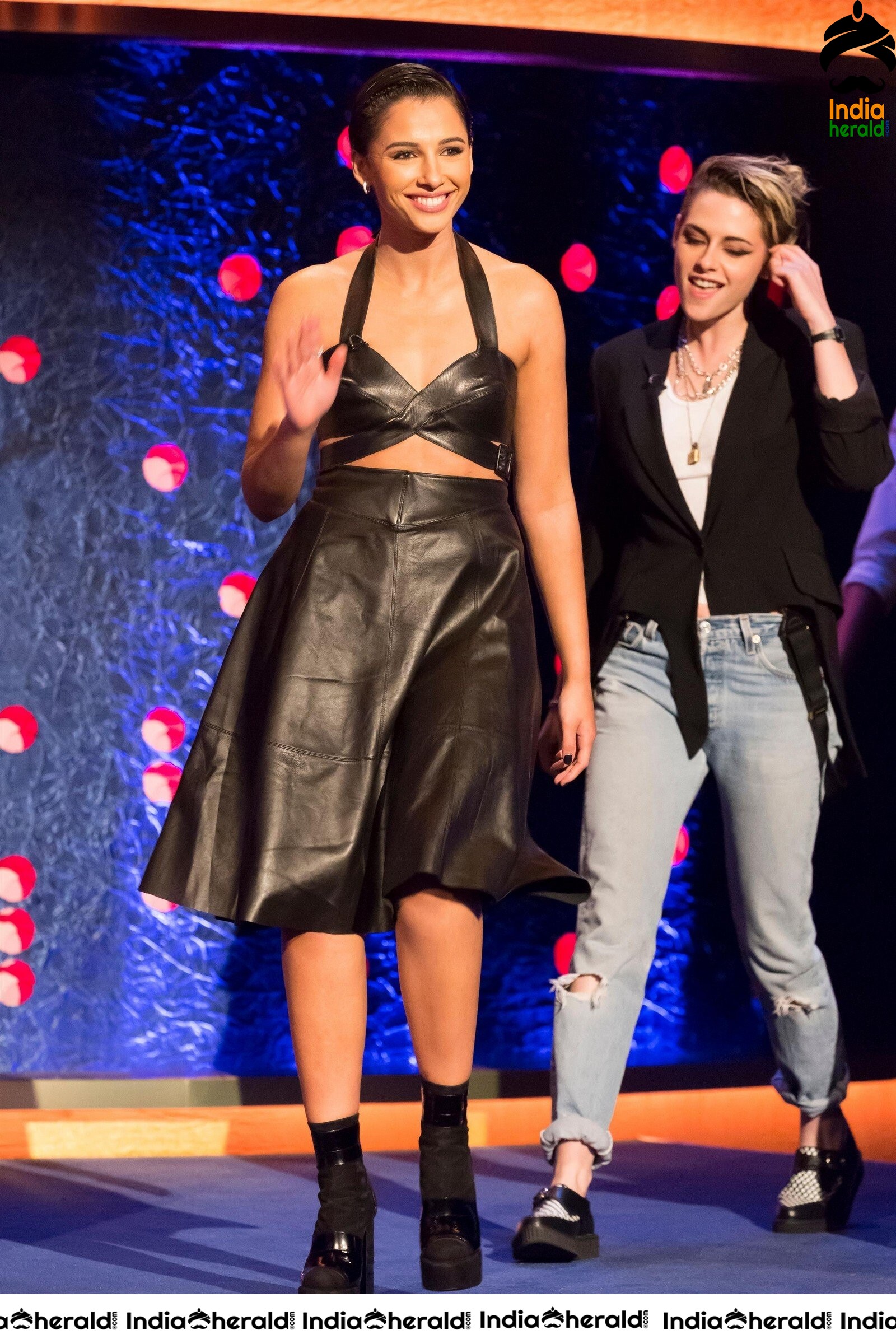 Kristen Stewart With Ella Balinska and Naomi Scott The Jonathan Ross Show in London Set 1