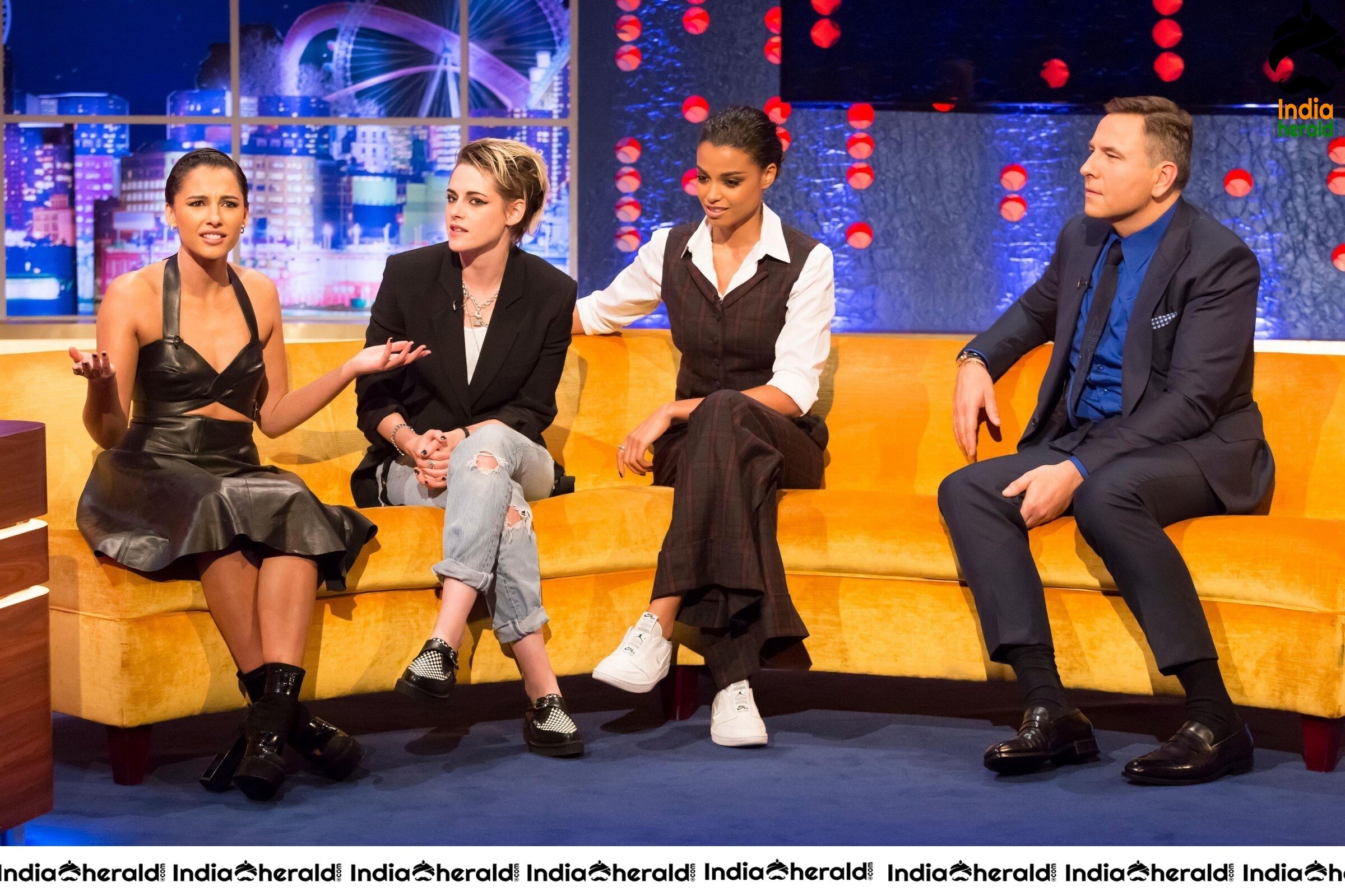 Kristen Stewart With Ella Balinska and Naomi Scott The Jonathan Ross Show in London Set 2