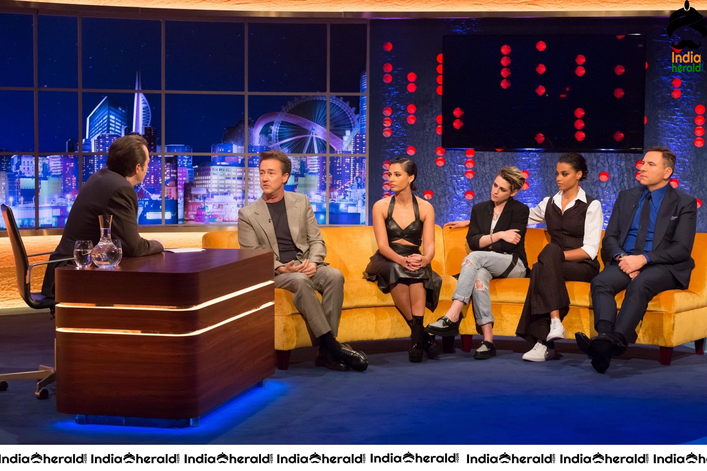 Kristen Stewart With Ella Balinska and Naomi Scott The Jonathan Ross Show in London Set 2