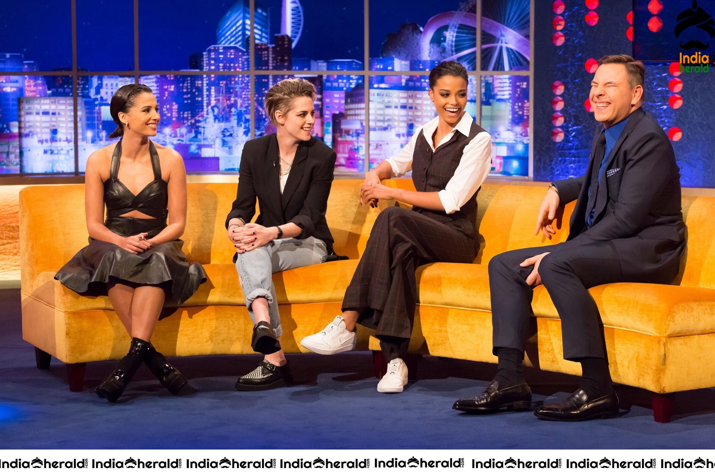 Kristen Stewart With Ella Balinska and Naomi Scott The Jonathan Ross Show in London Set 2