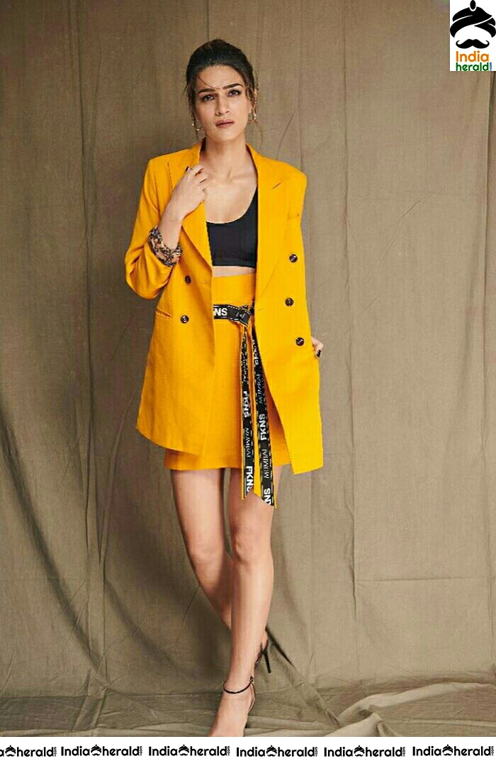 Kriti Sanon Delightful In Yellow Colour Dress