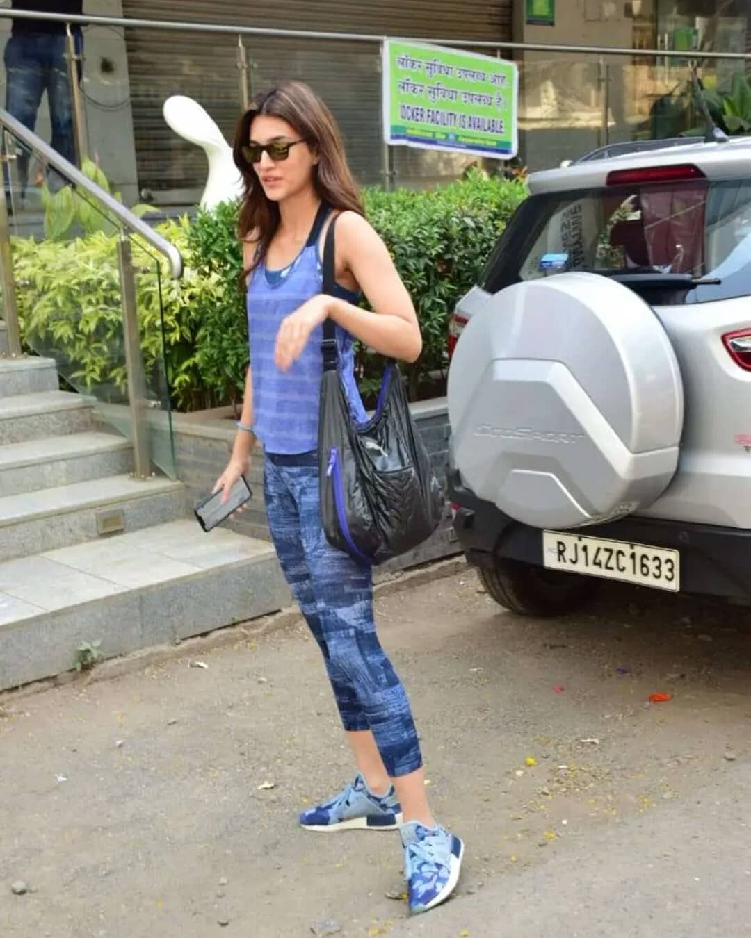 Kriti Sanon In A Sleeveless Gym Dress Oozing Oomph All The Way