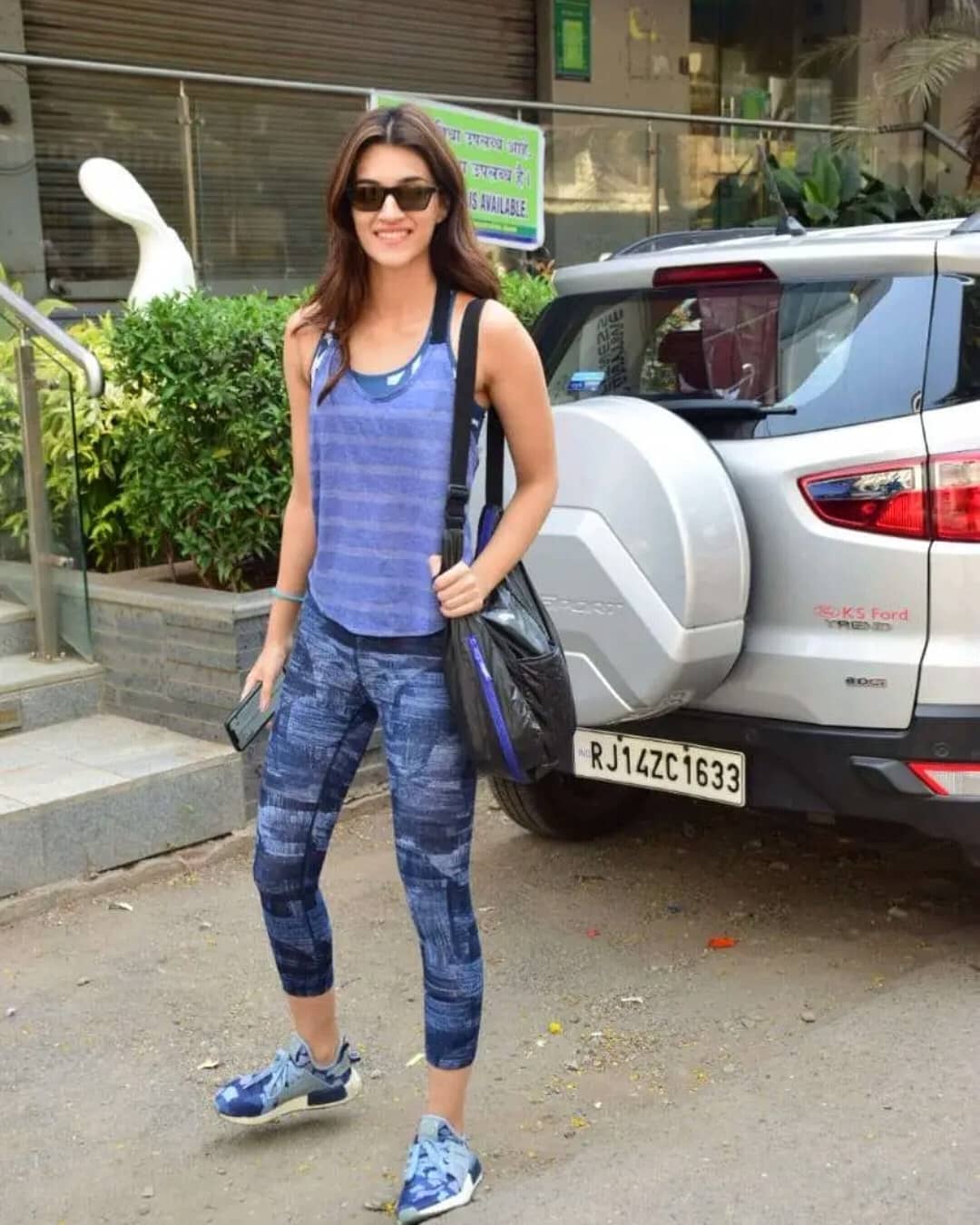 Kriti Sanon In A Sleeveless Gym Dress Oozing Oomph All The Way