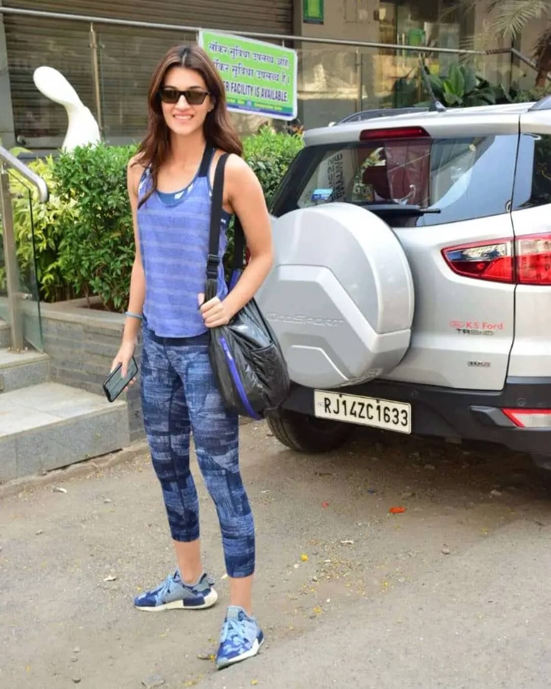 Kriti Sanon In A Sleeveless Gym Dress Oozing Oomph All The Way