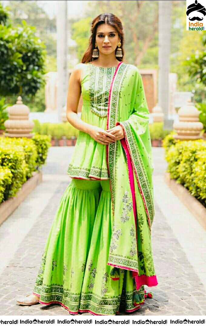 Kriti Sanon So Gracious In Green Traditional Dress
