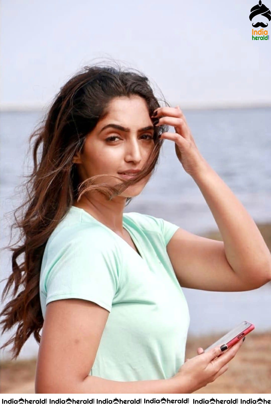 Latest Gorgeous Stills of Bigil Girl Reba Monica John