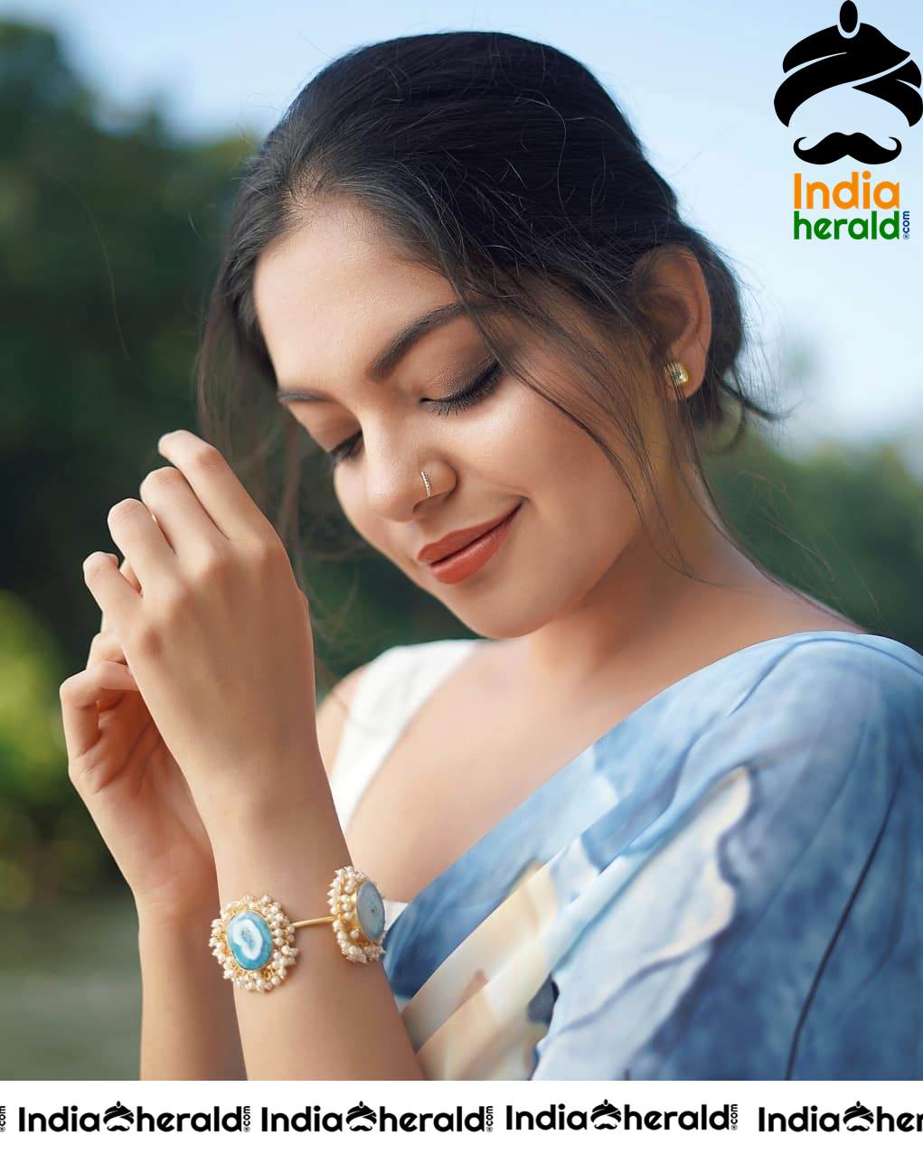 Latest Hot Clicks Of Ahaana Krishna In Light Blue Saree Set 1