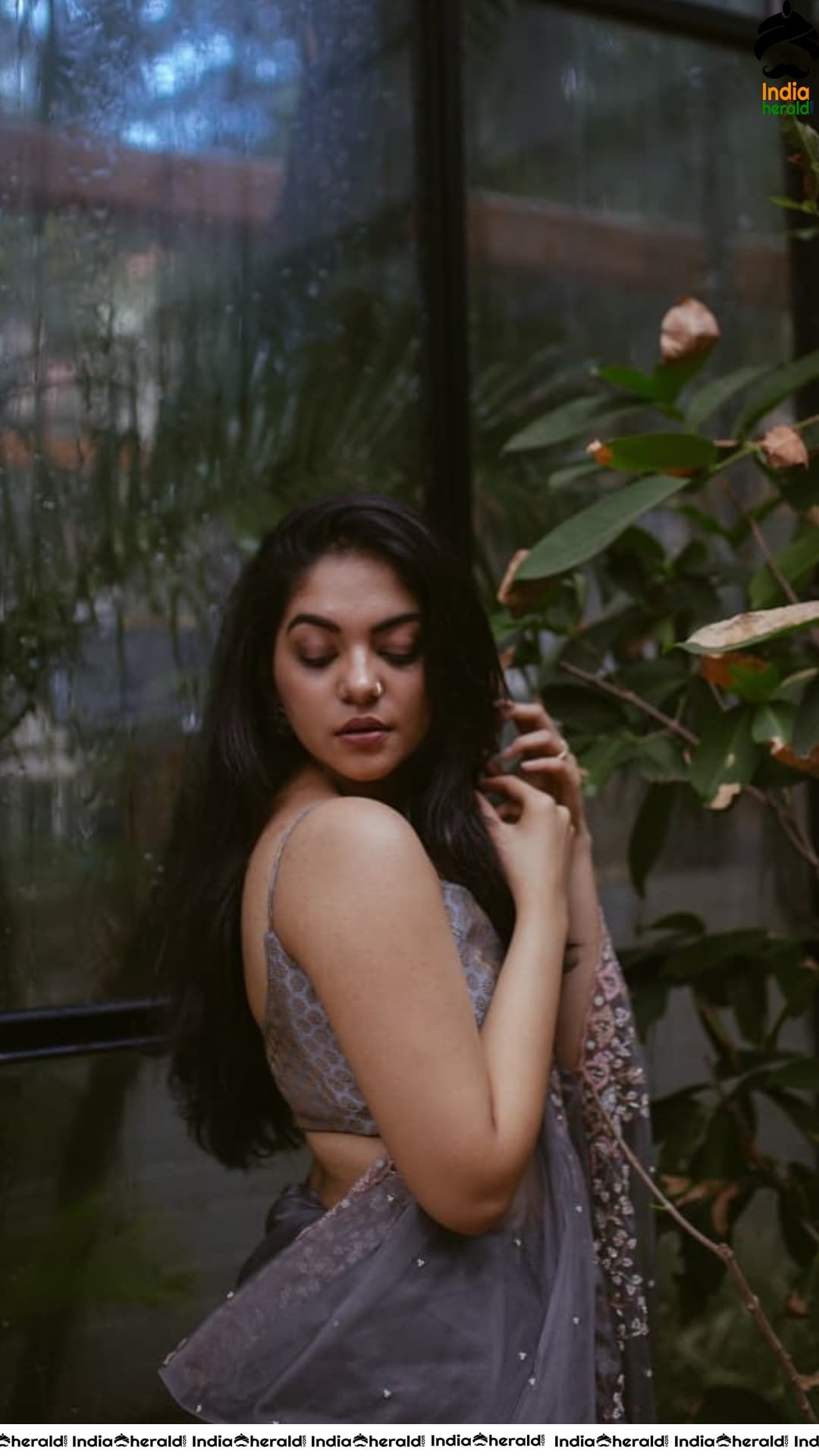 Latest Hot clicks of Ahaana Krishna in Saree Set 1