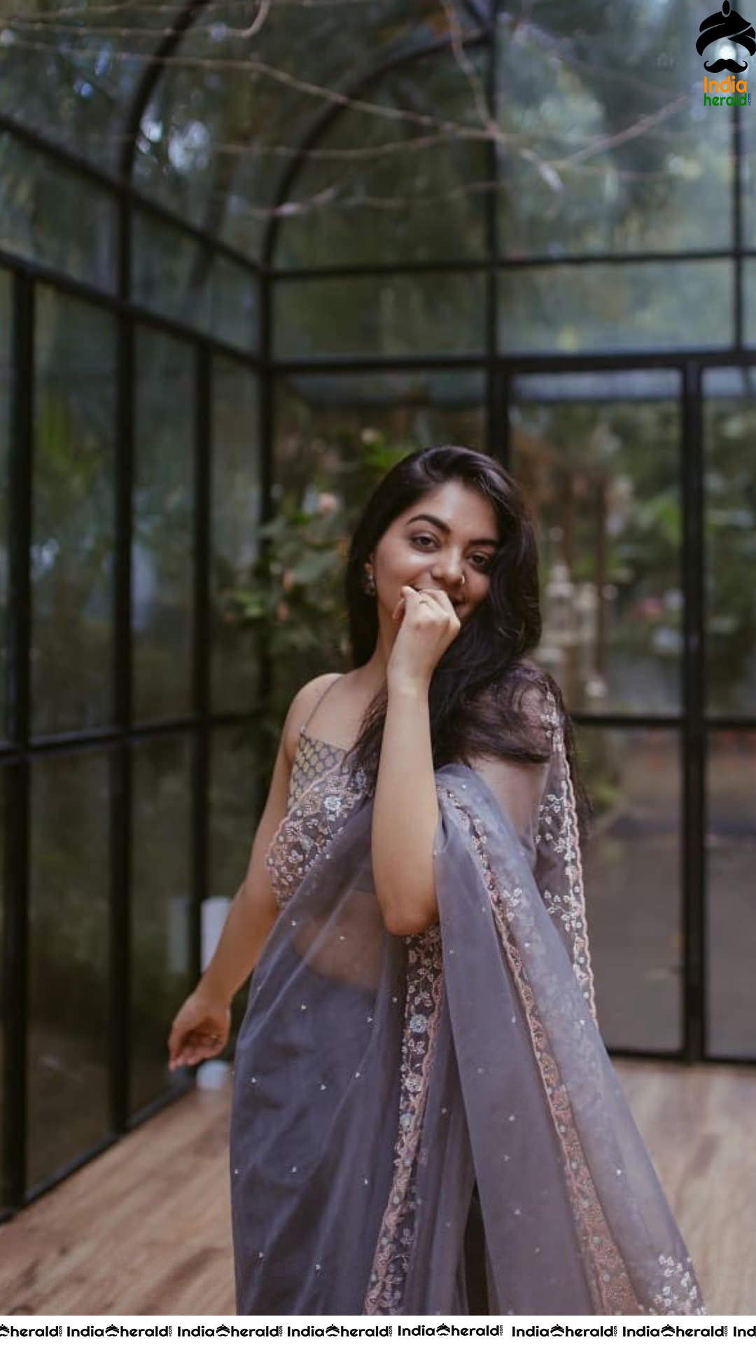 Latest Hot clicks of Ahaana Krishna in Saree Set 1