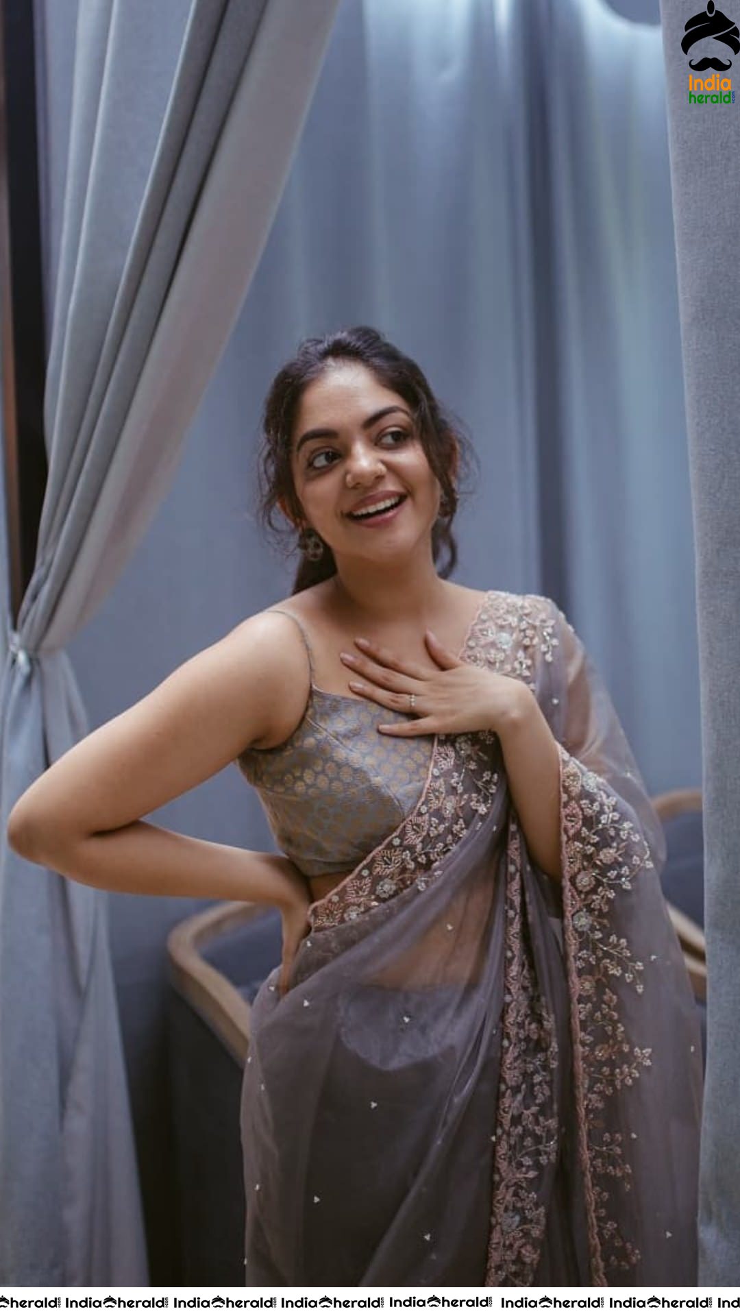 Latest Hot clicks of Ahaana Krishna in Saree Set 2