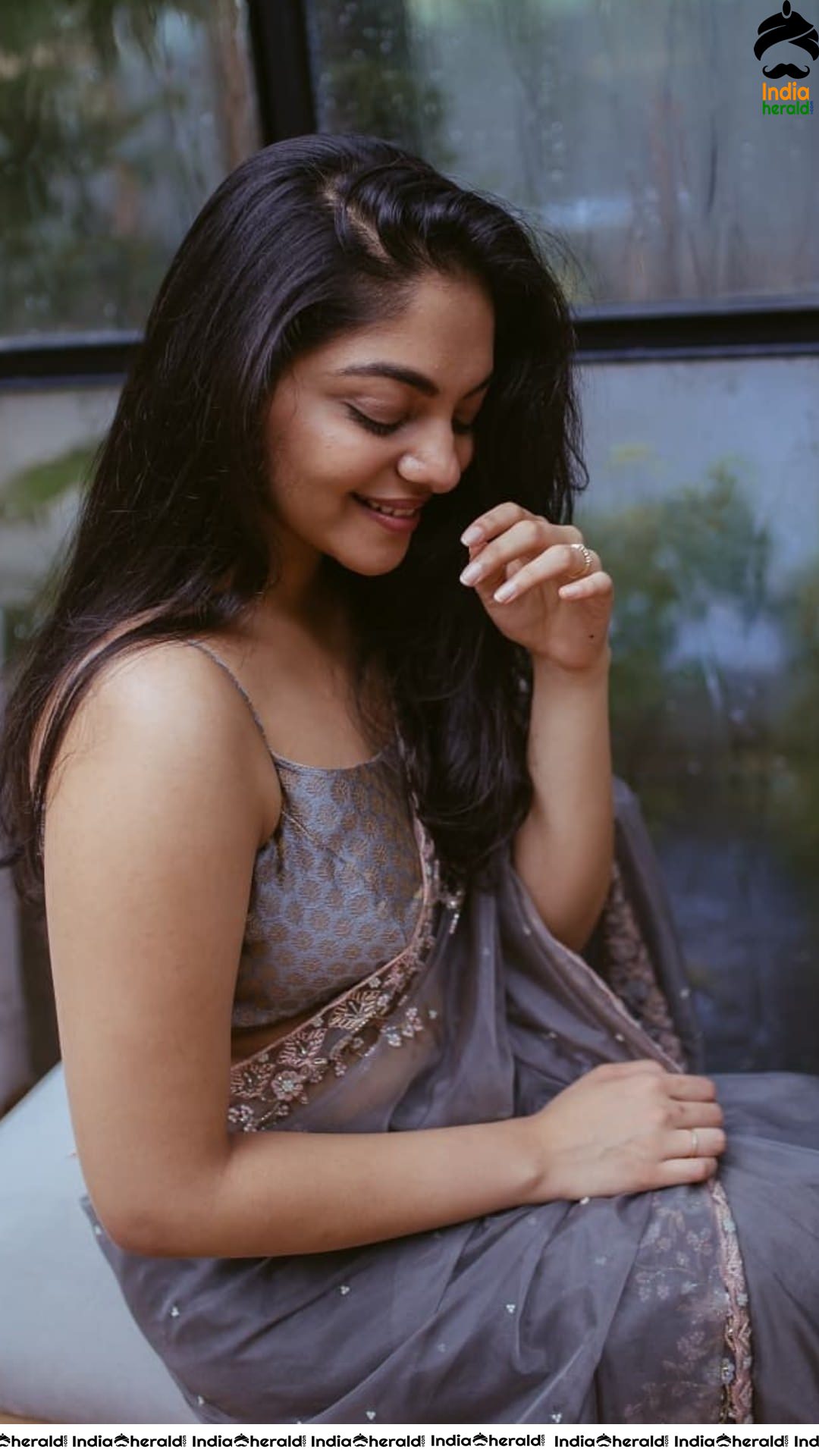 Latest Hot clicks of Ahaana Krishna in Saree Set 2