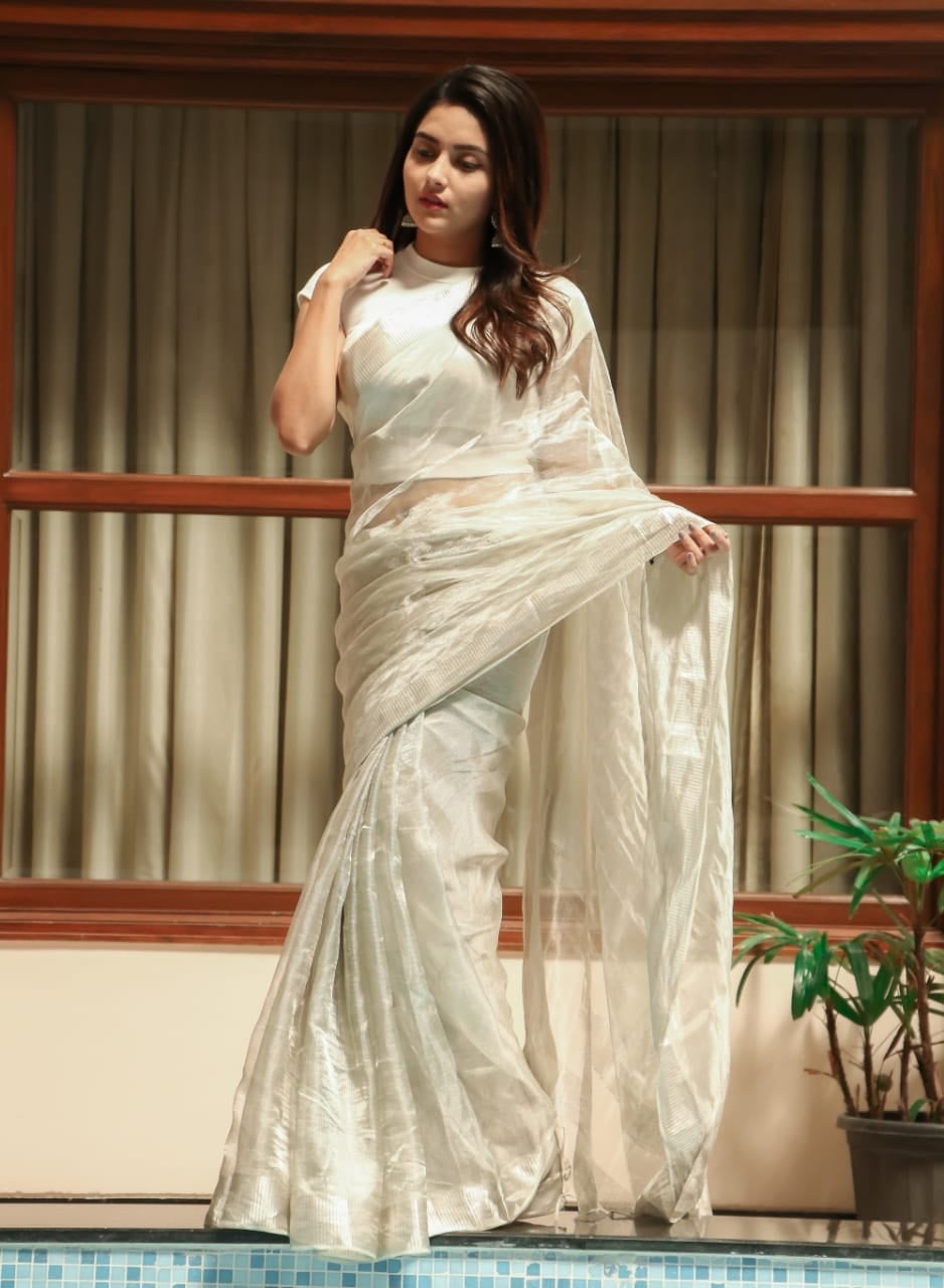 Latest Photoshoot Clicks Of Mahima Nambiar
