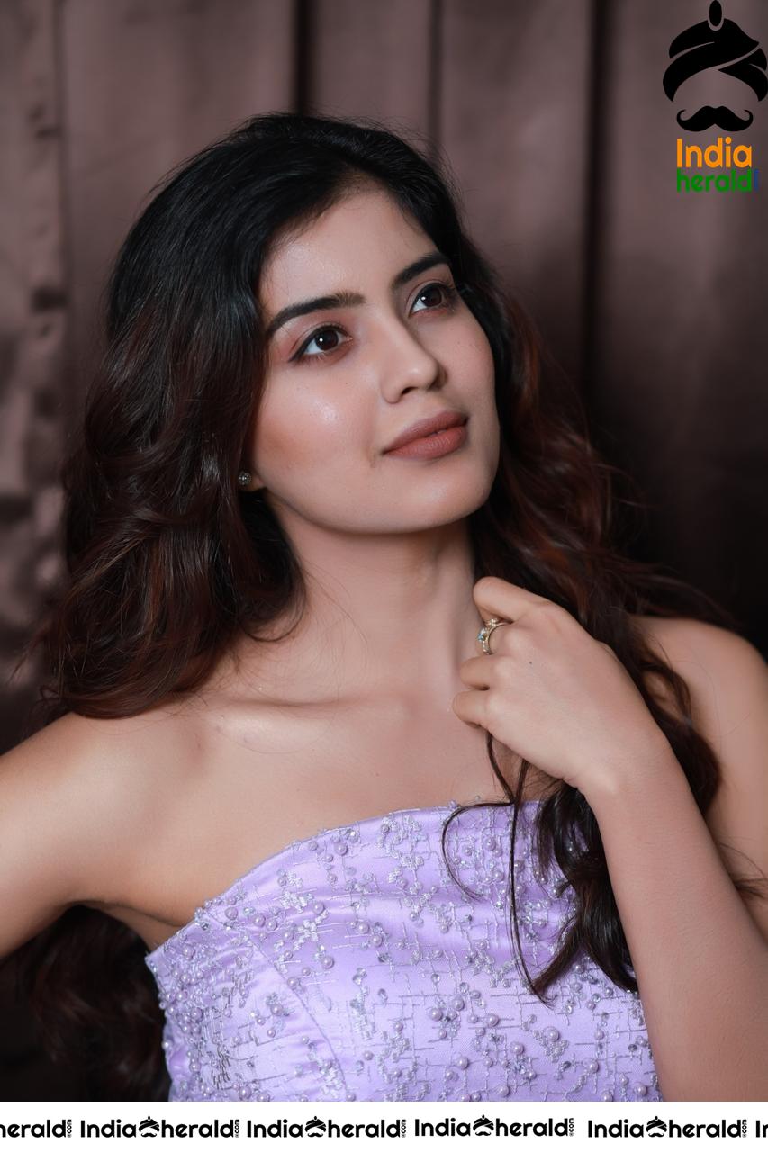 Latest Photoshoot of Bigil Girl Amritha Aiyer