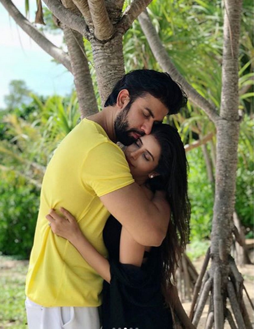 Leaked Honeymoon Hot Photos Of Charu Asopa And Rajeev Sen Set 1