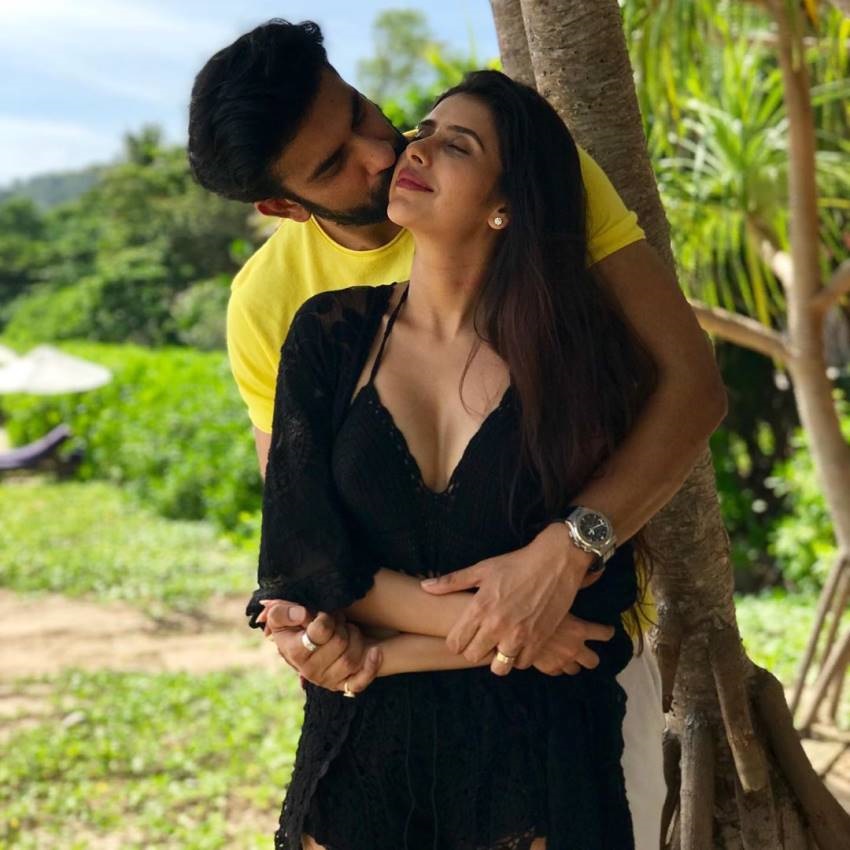 Leaked Honeymoon Hot Photos Of Charu Asopa Rajeev Sen Set 2