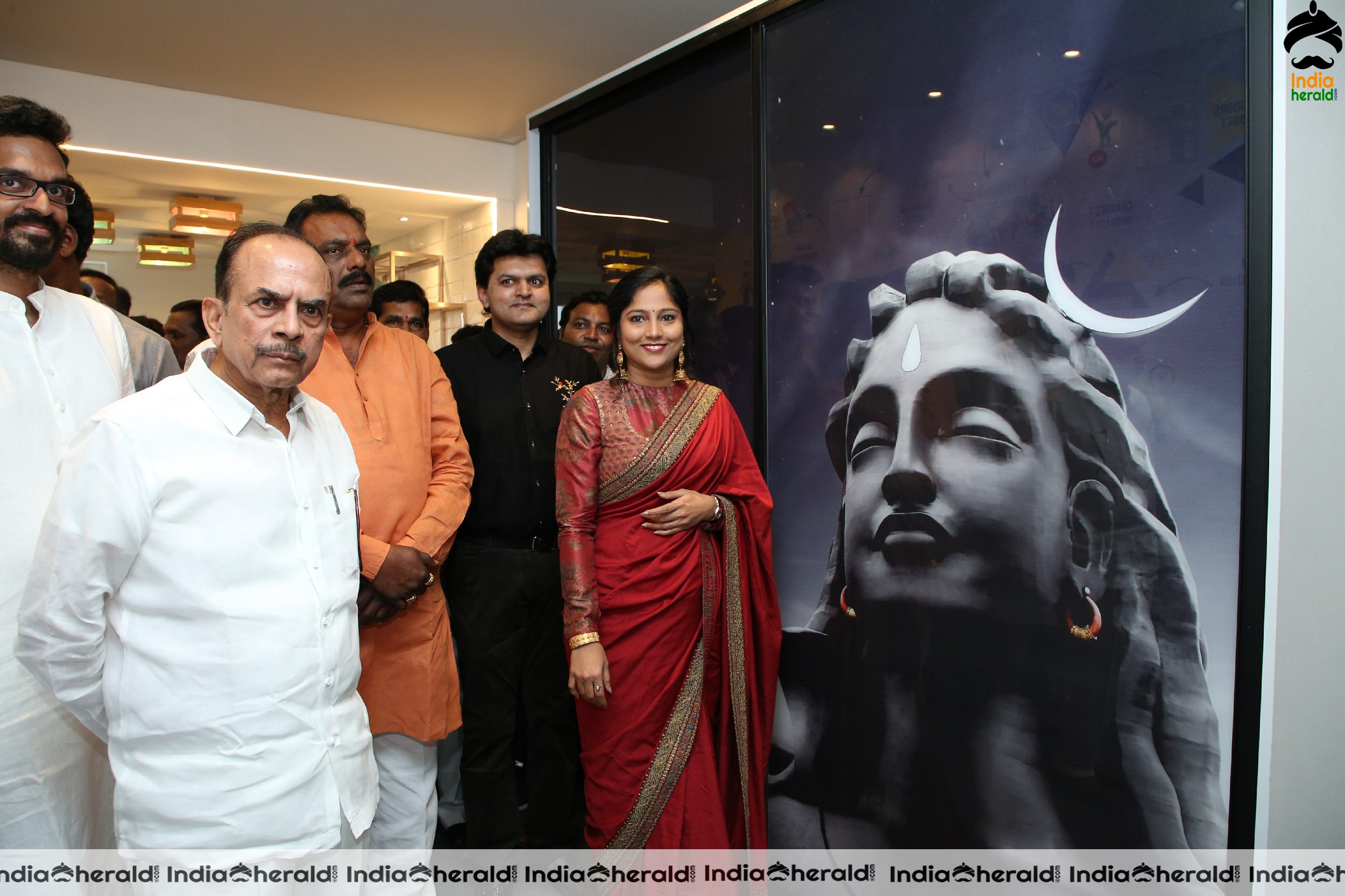Madhumitha Inaugurates Tathasthu for all living solutions at Kokapet Set 2