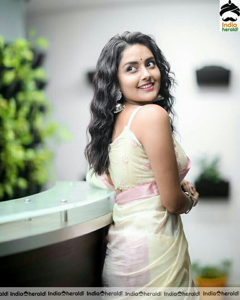 Mahima Nambiar Cute Latest Clicks