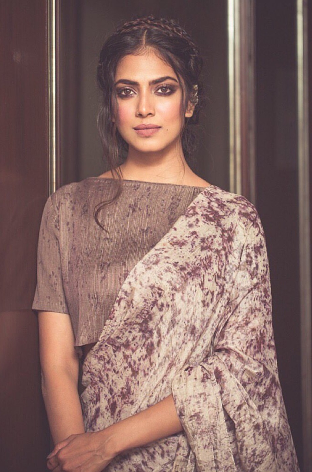 Malavika Mohanan Seduces Once Again With Her Latest Shoot Set 1