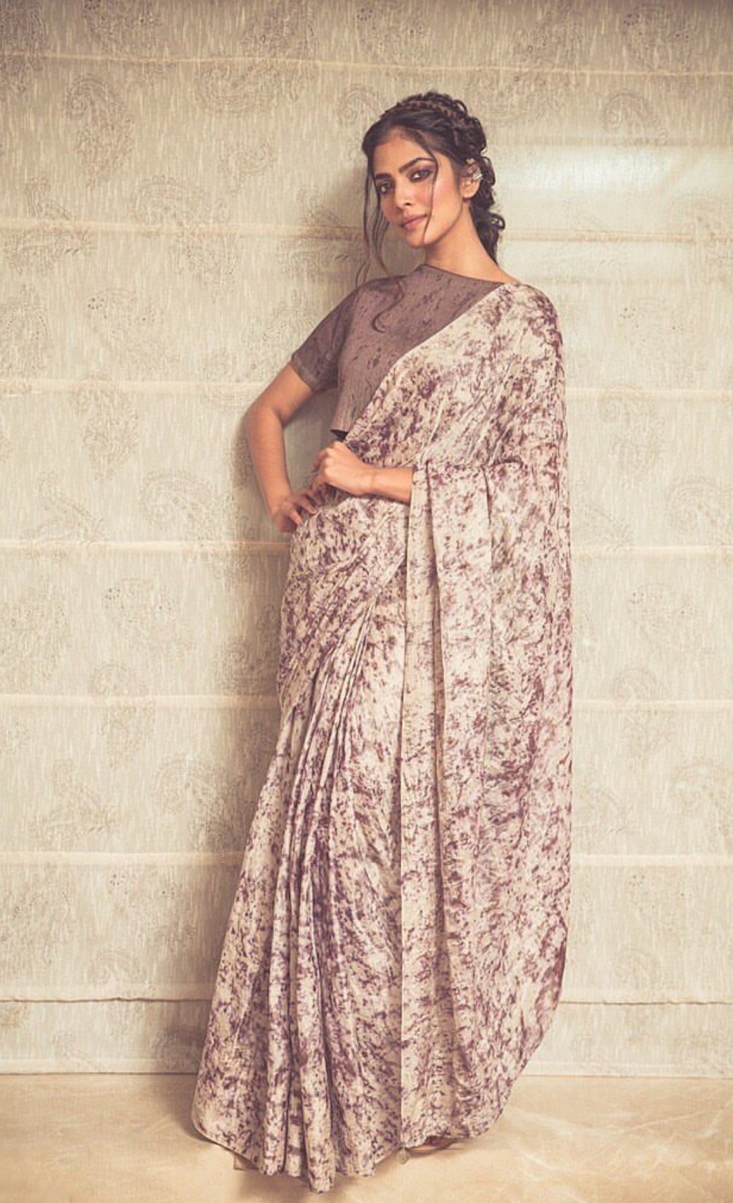 Malavika Mohanan Seduces Once Again With Her Latest Shoot Set 1