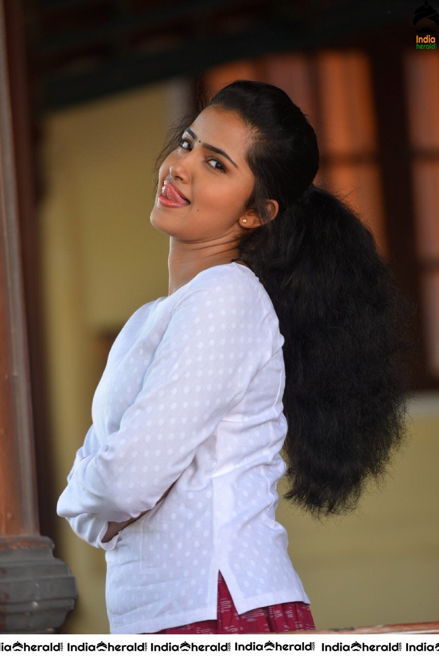 Mallu Beauty Anupama Parameswaran latest clicks