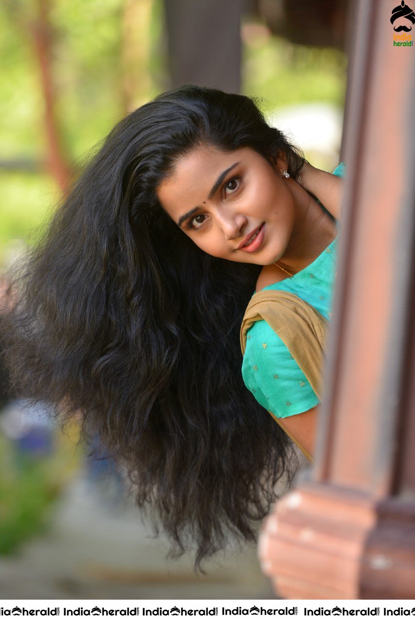 Mallu Beauty Anupama Parameswaran latest clicks