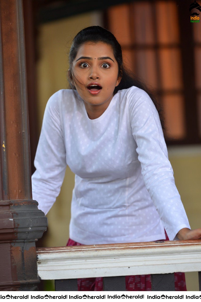 Mallu Beauty Anupama Parameswaran latest clicks