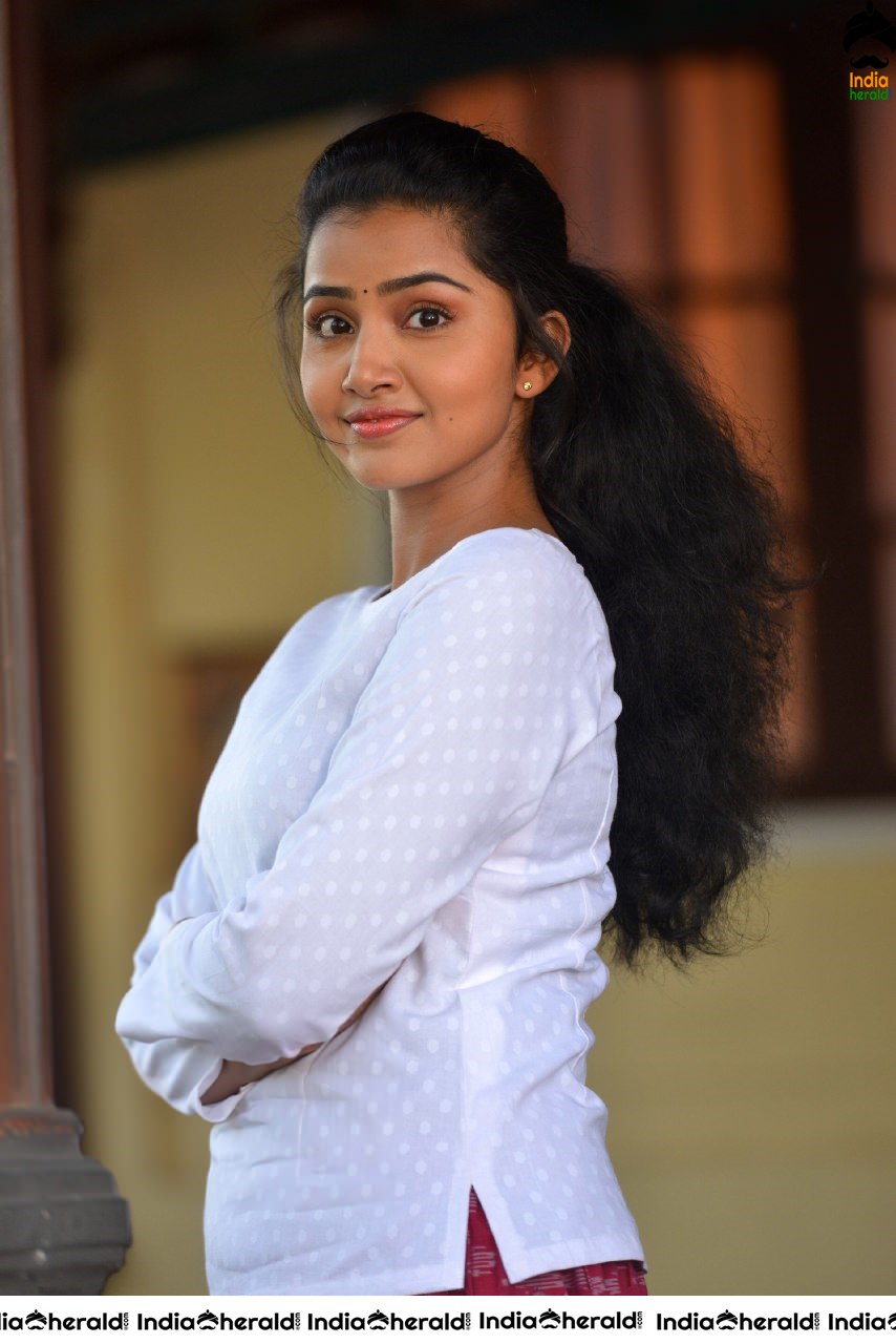 Mallu Beauty Anupama Parameswaran latest clicks