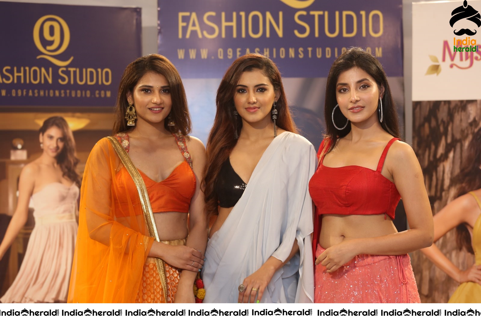 Malvika Sharma Priya Singh and Harshita Gaur Looking Hot Together Set 2