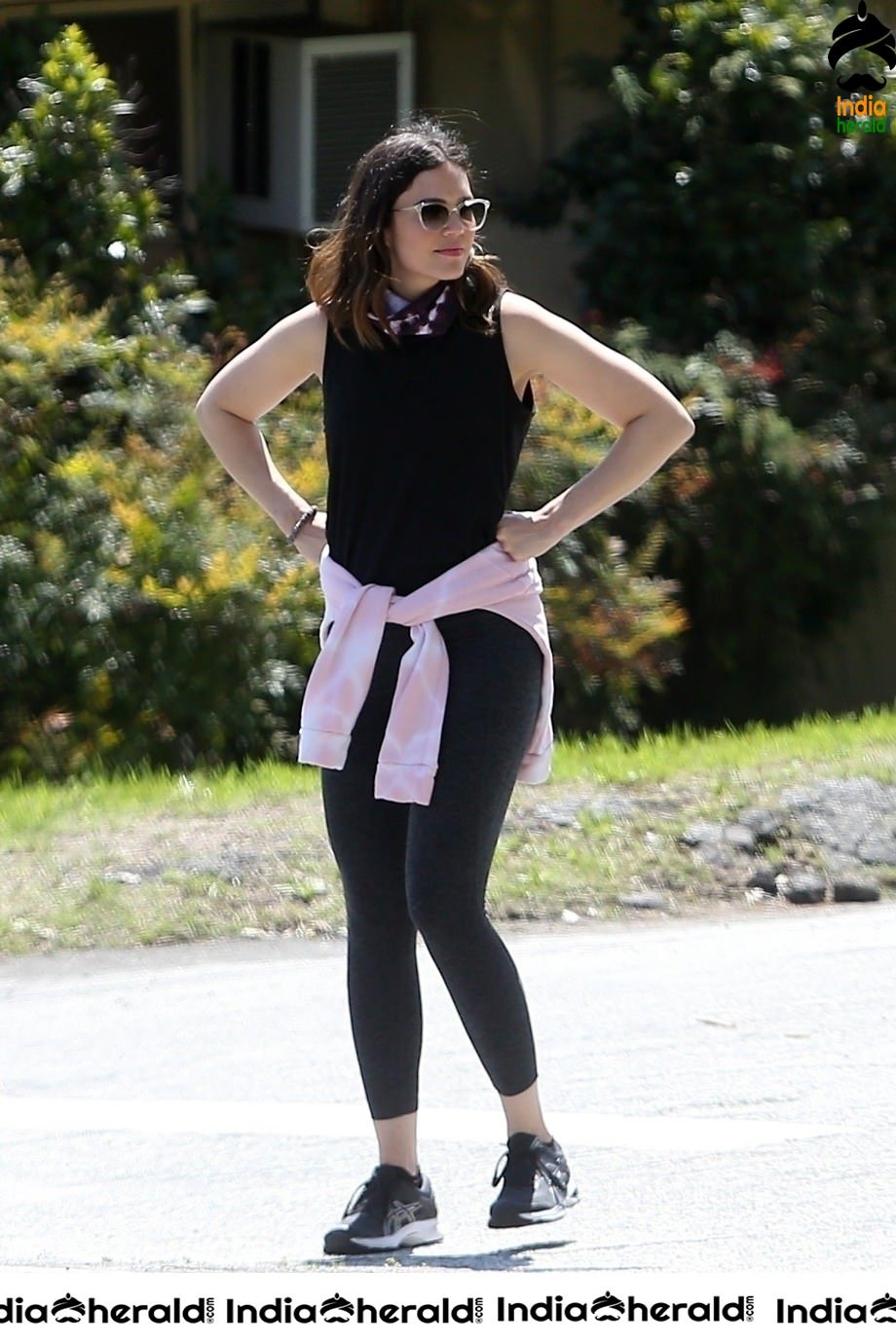Mandy Moore caught by Paparazzi while walking her dog in Los Angeles