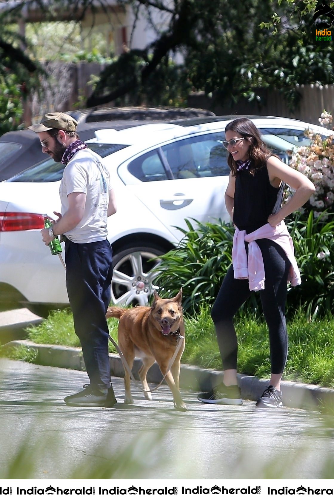 Mandy Moore caught by Paparazzi while walking her dog in Los Angeles