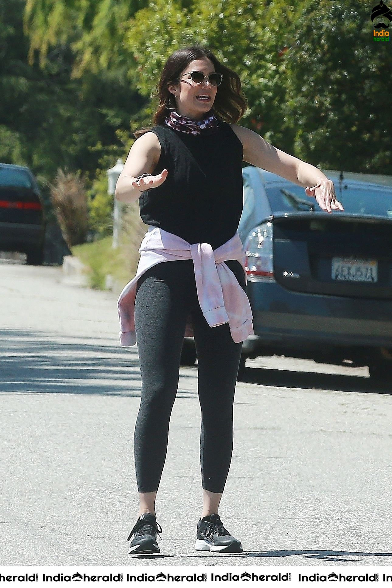 Mandy Moore caught by Paparazzi while walking her dog in Los Angeles