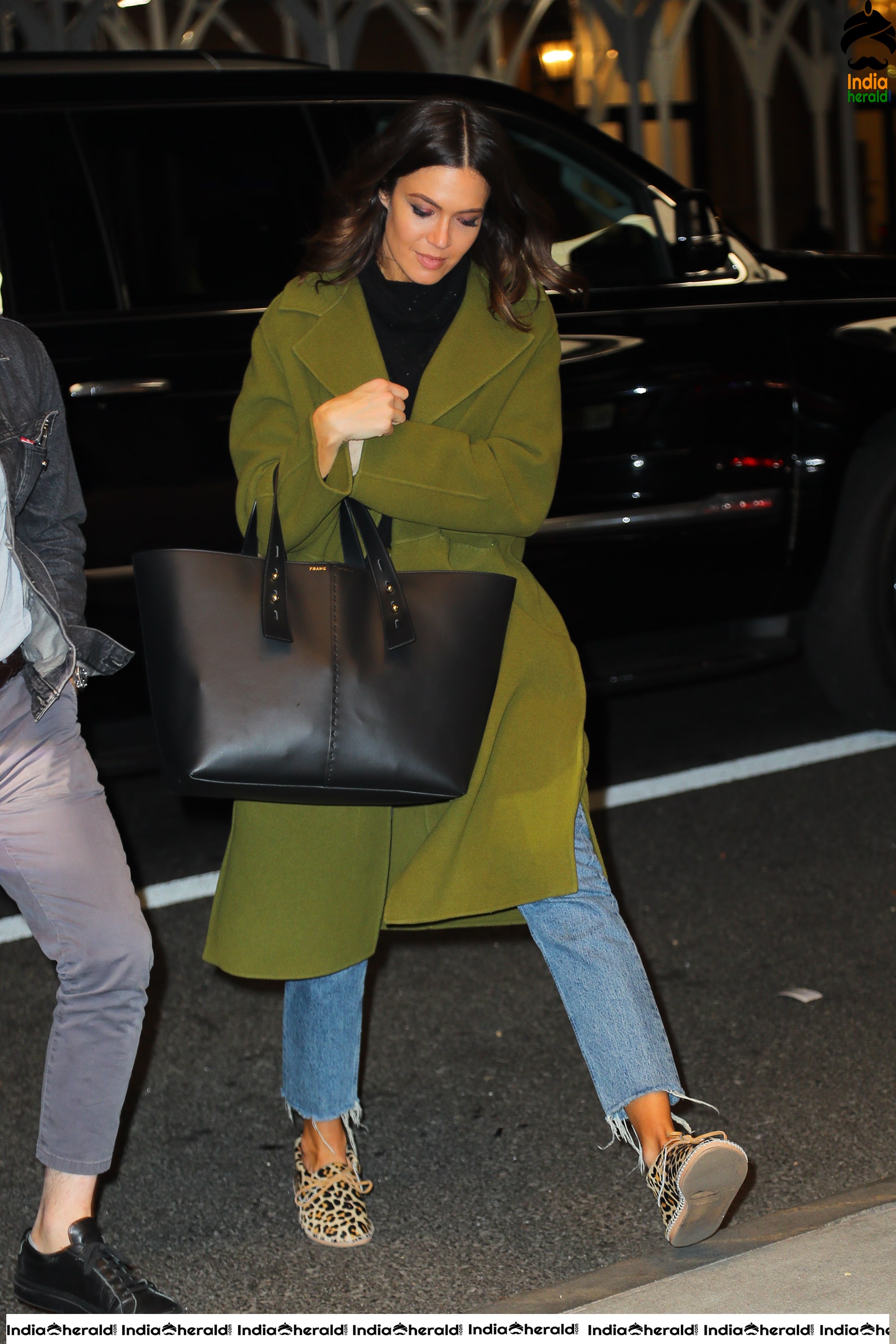 Mandy Moore Outside of her hotel in New York