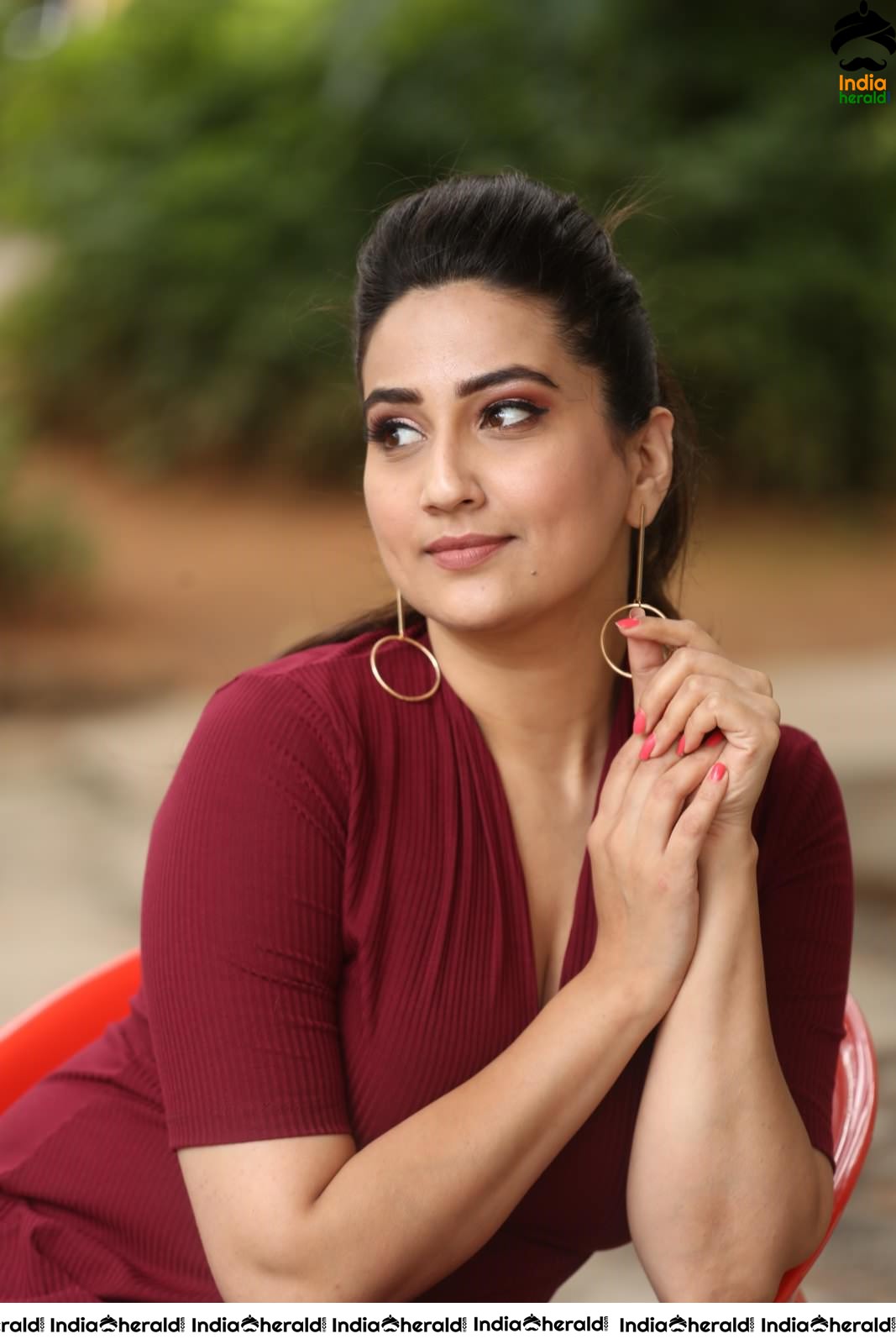 Manjusha Hot in Maroon Frock Set 2