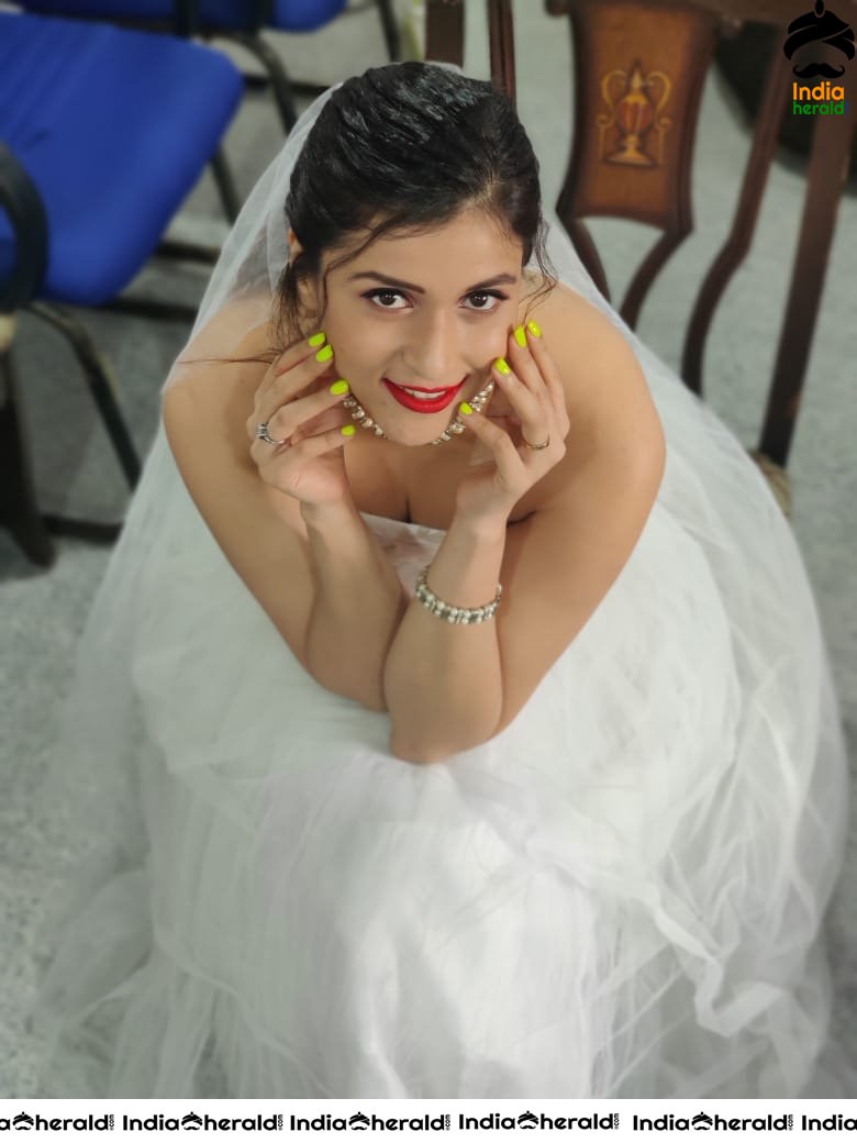 Mannara Chopra gorgeous looks and her neon nails