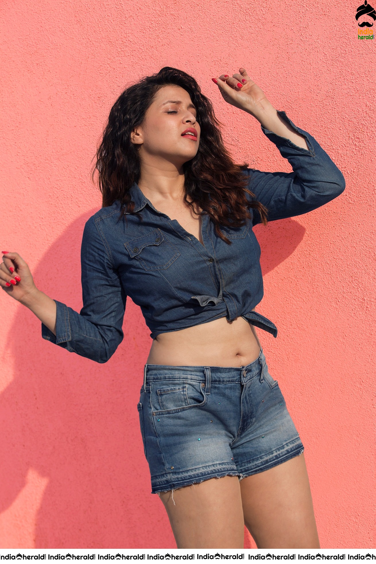 Mannara Chopra Latest Hot Photoshoot exposing Navel and Waist in Denim