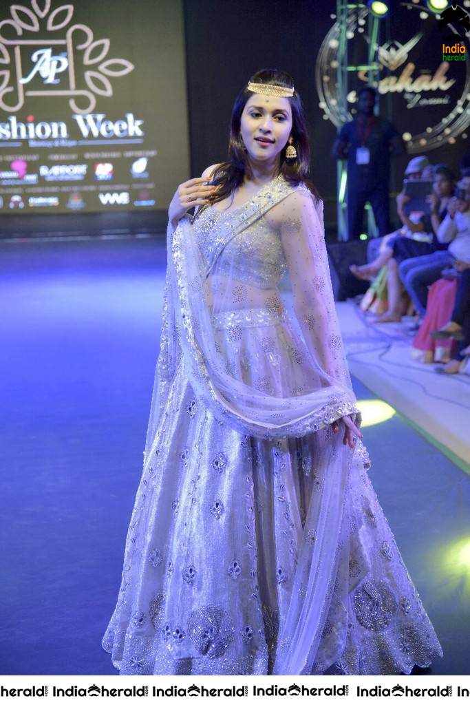 Mannara Chopra Latest Sizzling Clicks and a Fashion Ramp Walk