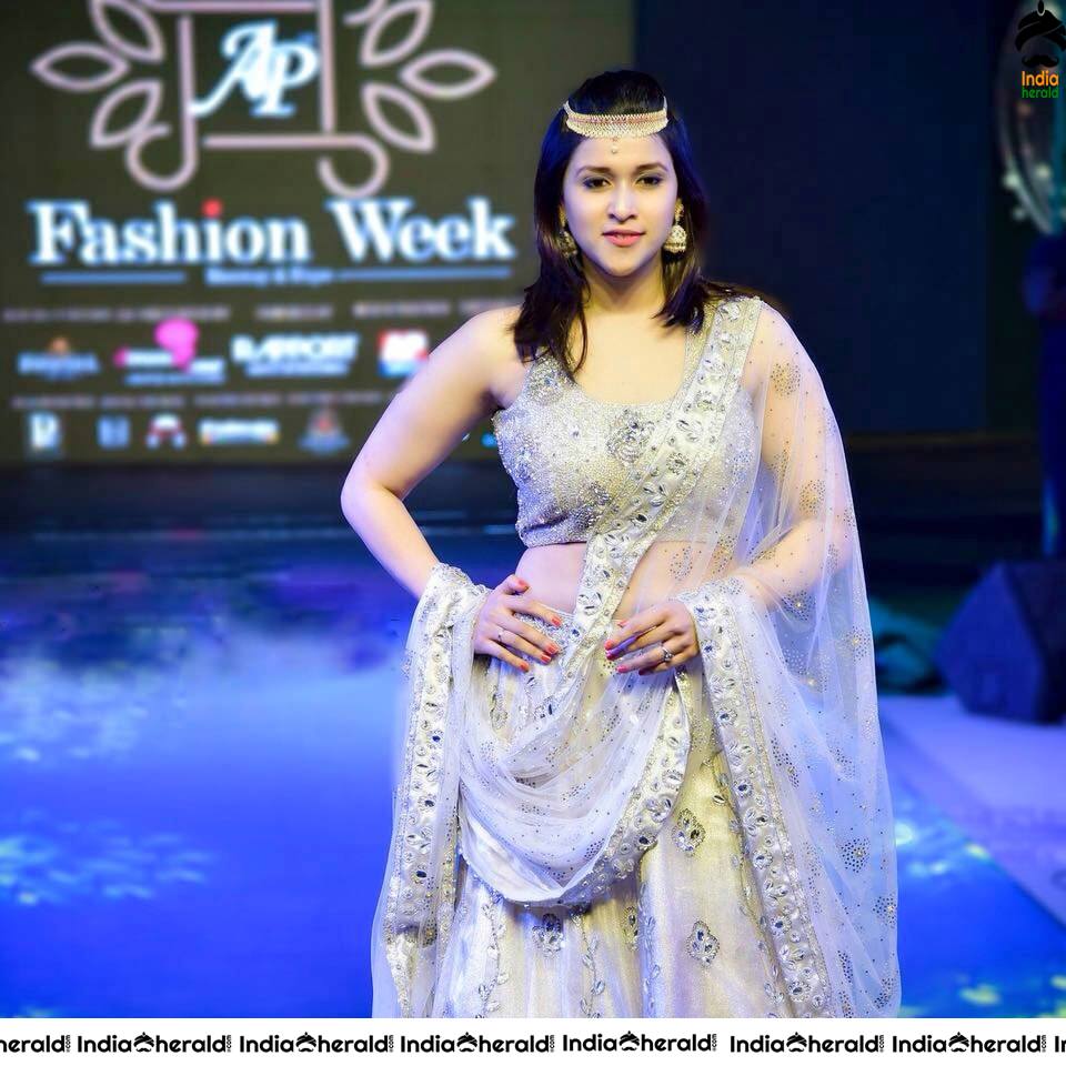 Mannara Chopra Latest Sizzling Clicks and a Fashion Ramp Walk