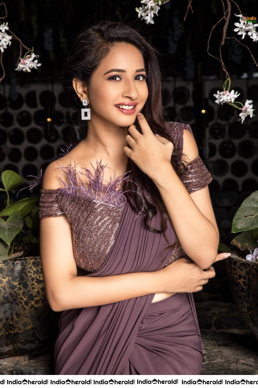 Manvita Kamath Latest Photoshoot Pics Collection