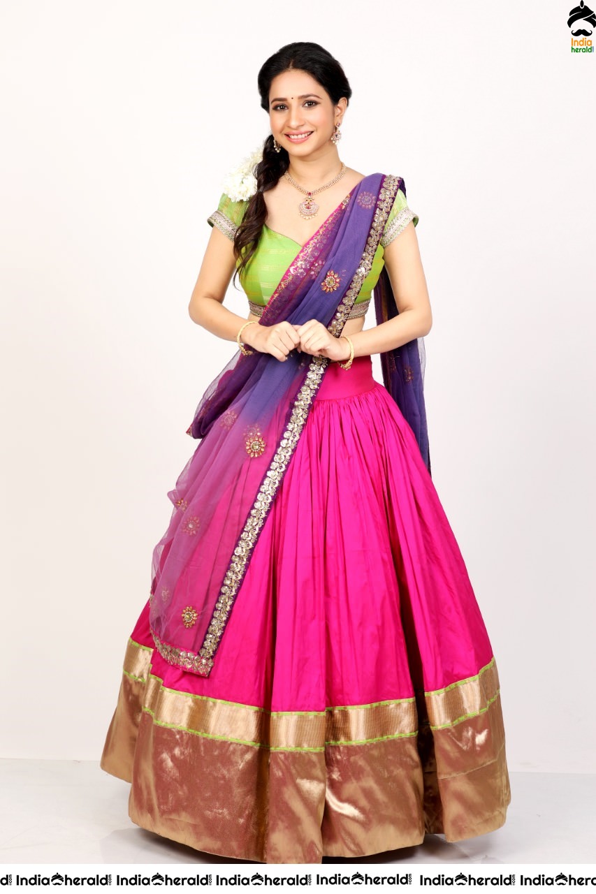 Manvita Kamath Latest Photoshoot Pics Collection
