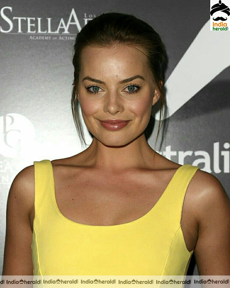 Margot Robbie Hot In Yellow Dress