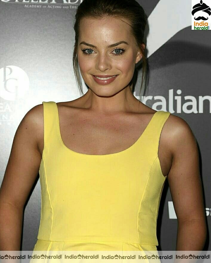 Margot Robbie Hot In Yellow Dress