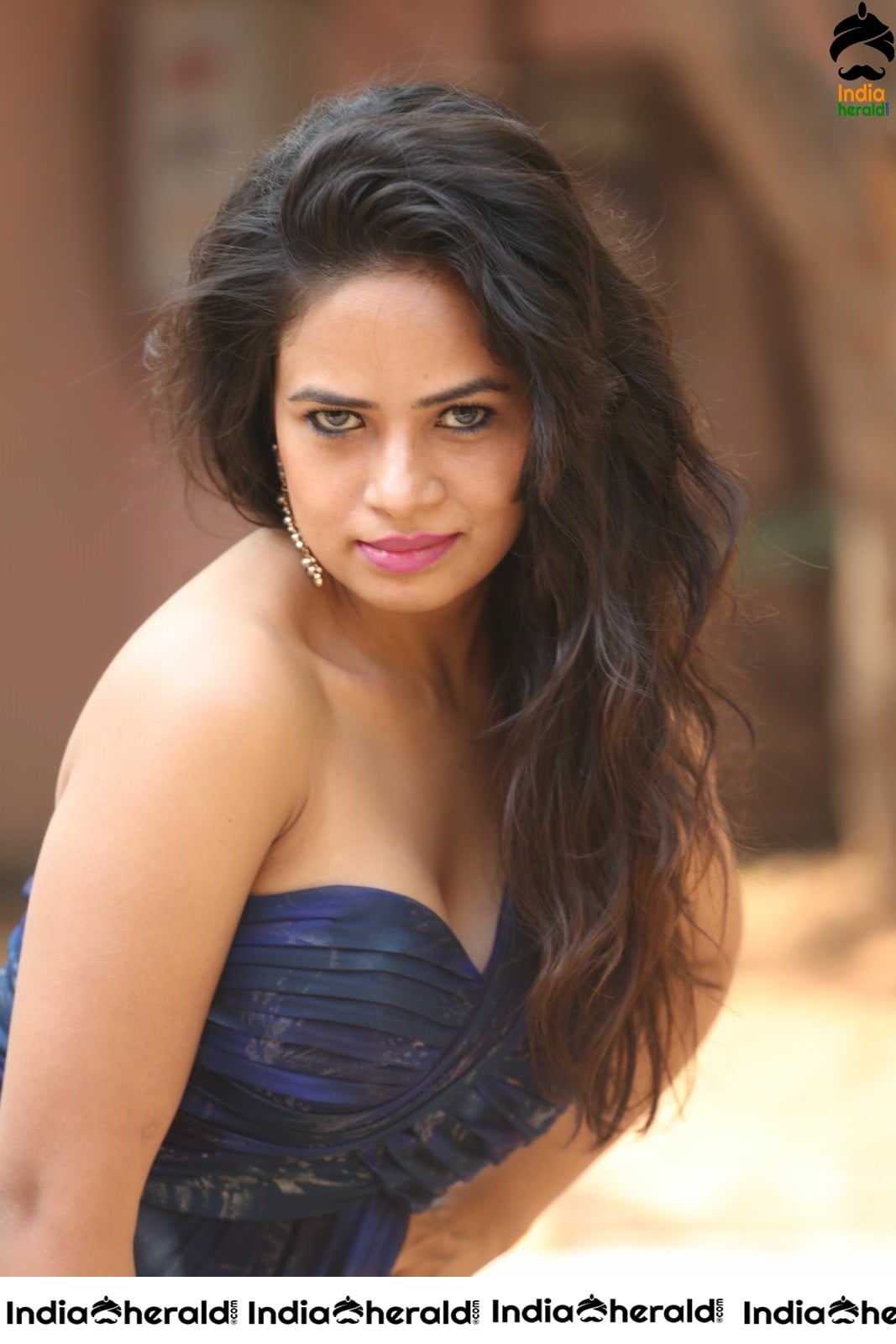 Meenakshi Kalitaa Hot Photos Set 1