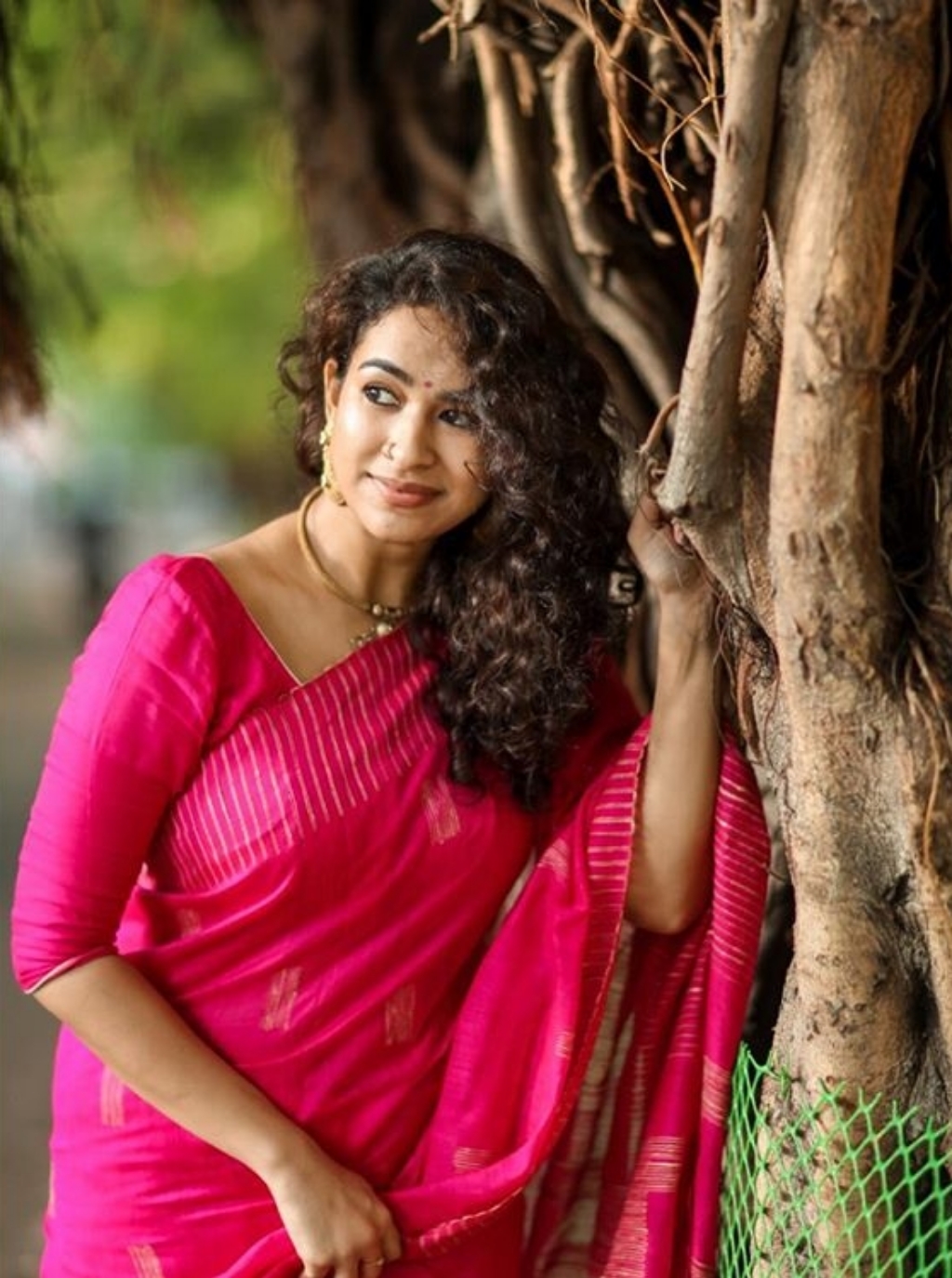 Meesha Ghoshal Hot HD images