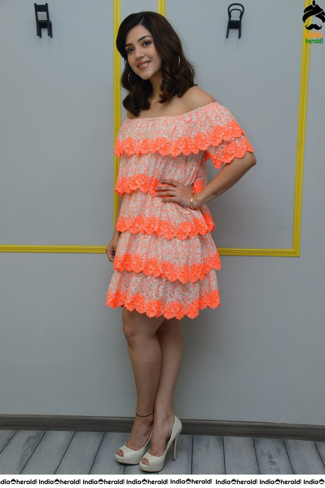 Mehreen Kaur Pirzada Looking like a Barbie Doll in these latest clicks Set 1