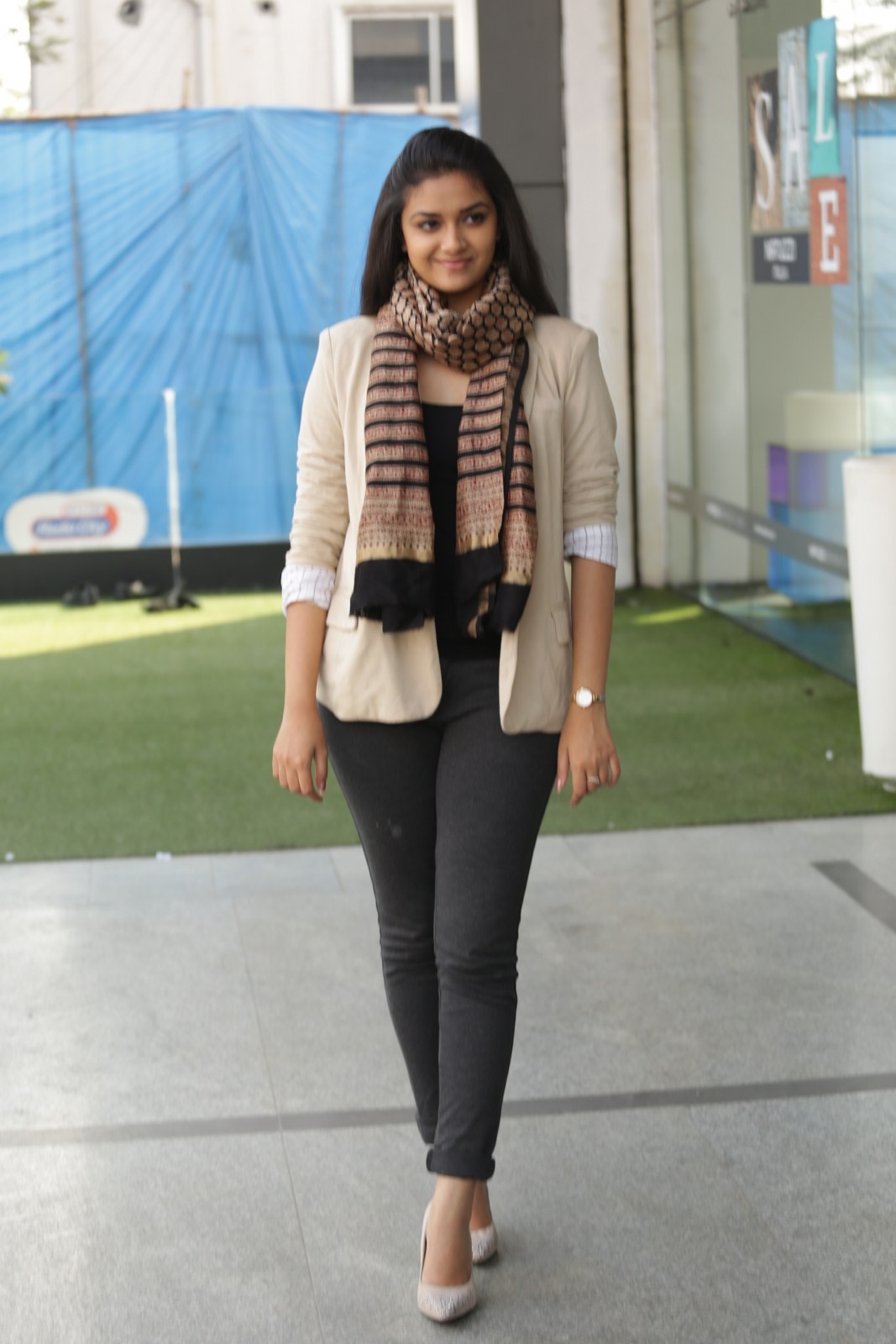 Mesmerizing Keerthy Suresh Cute Photos Set 1