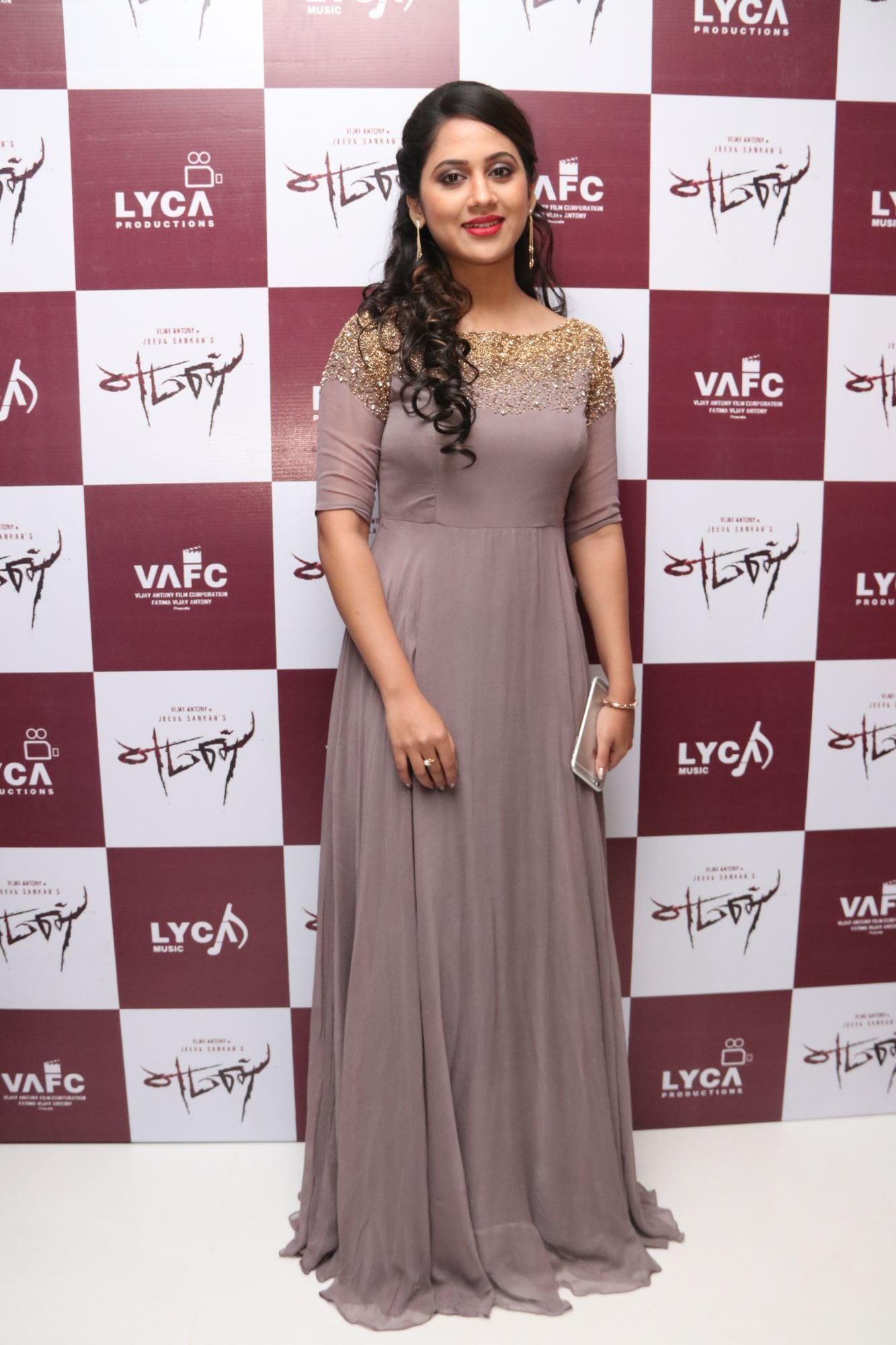 Mia George Mesmerizing Photos Collection
